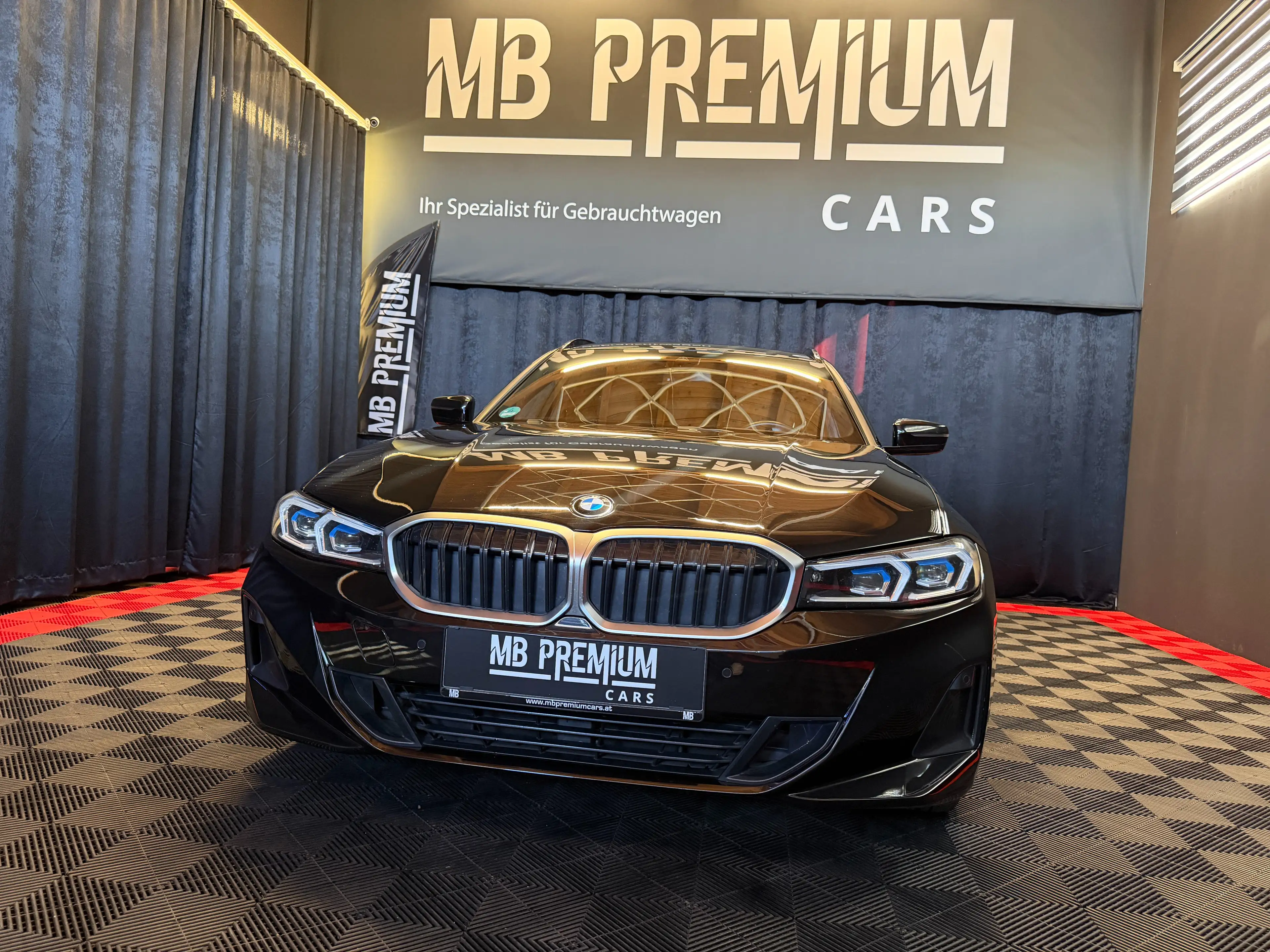 BMW 318 318 d *HEAD-UP*VIRTUAL*KAMERA*LEDER* — photo 3