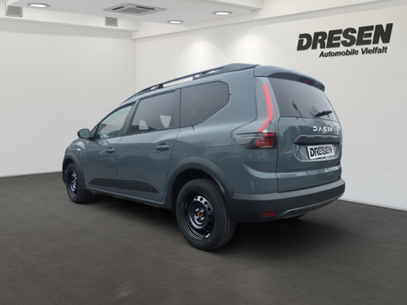 Dacia Jogger Expression TCe 110 NAVIGATION SITZHEIZUNG KLIMAAUT — photo 4