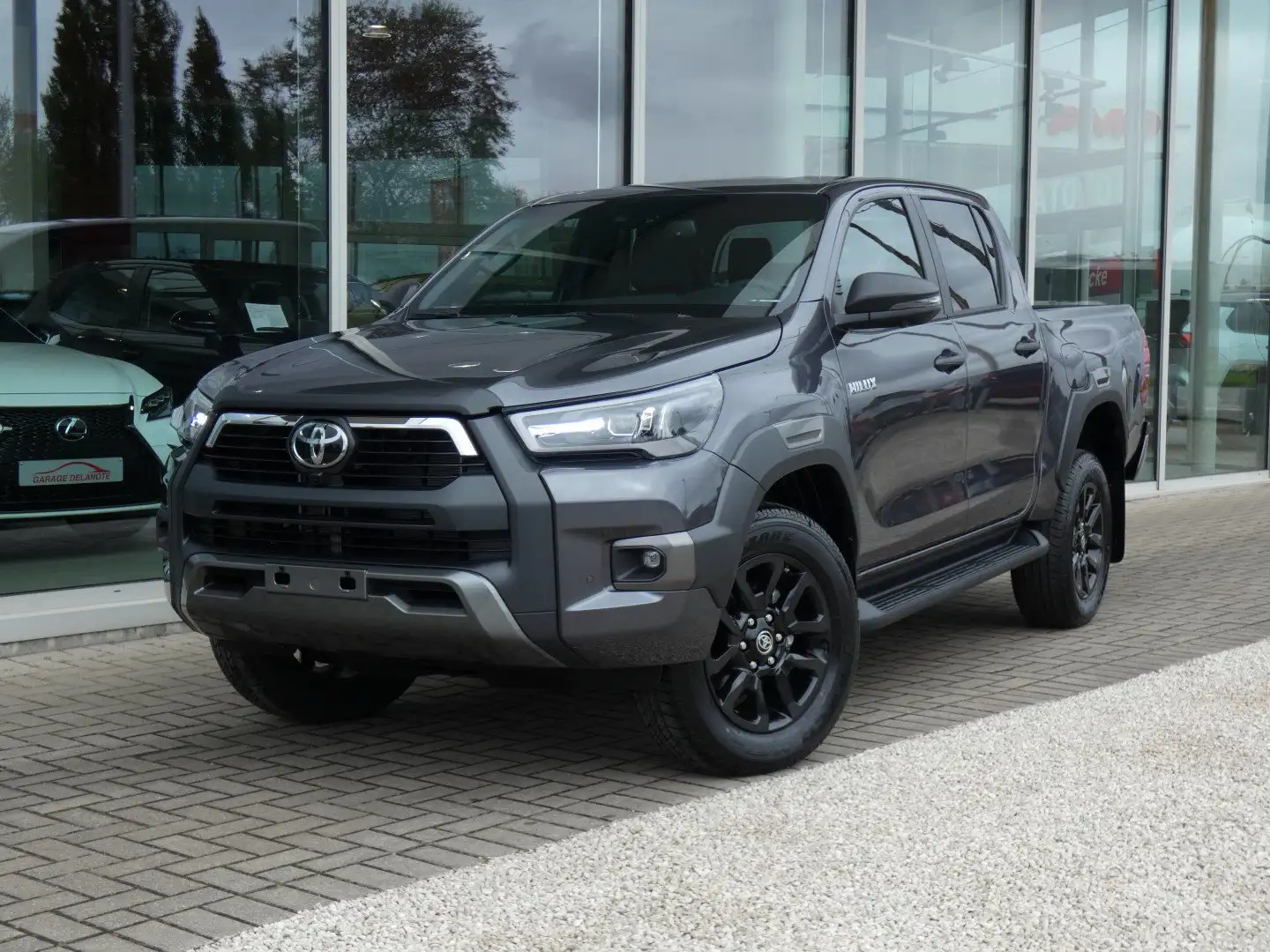 Toyota Hilux 2.8L Autom INVINCIBLE+360°Camera!! *47888+BTW* Grigio - 2