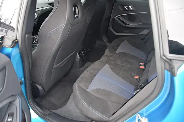 BMW 2 Series view 12