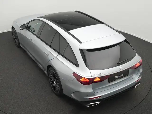 Mercedes-Benz E-Class view 13