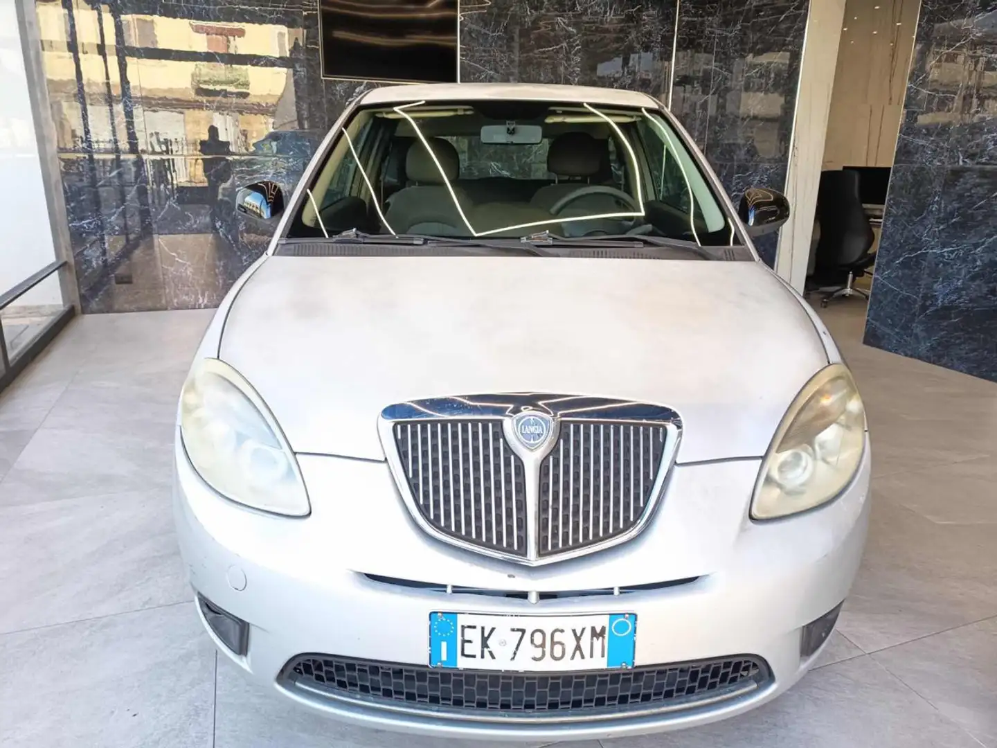 Lancia Ypsilon 1.2 69 CV Unyca Grigio - 1