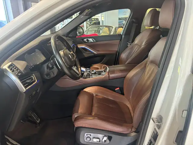 BMW X6 view 12