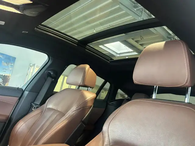 BMW X6 view 17