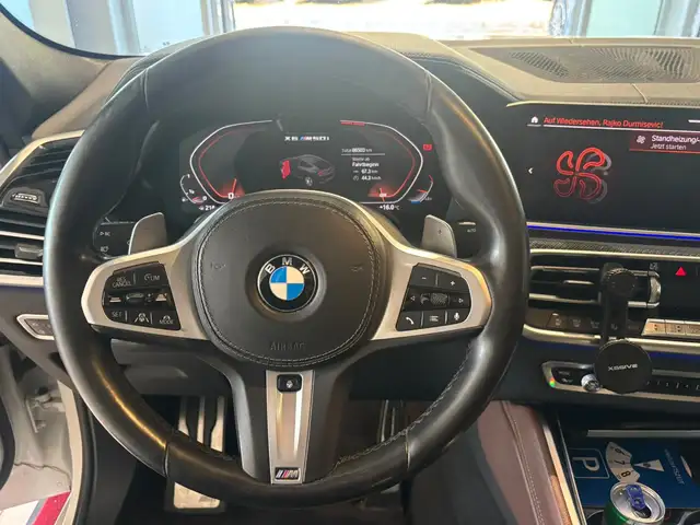 BMW X6 view 18