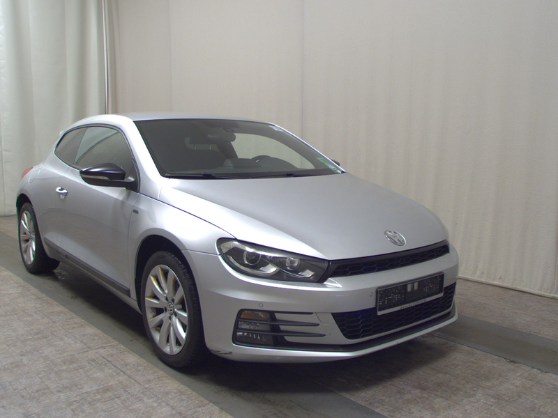 Volkswagen Scirocco 1.4 TSI Club Navi Bi-Xenon RfK HU 08/27 — photo 3