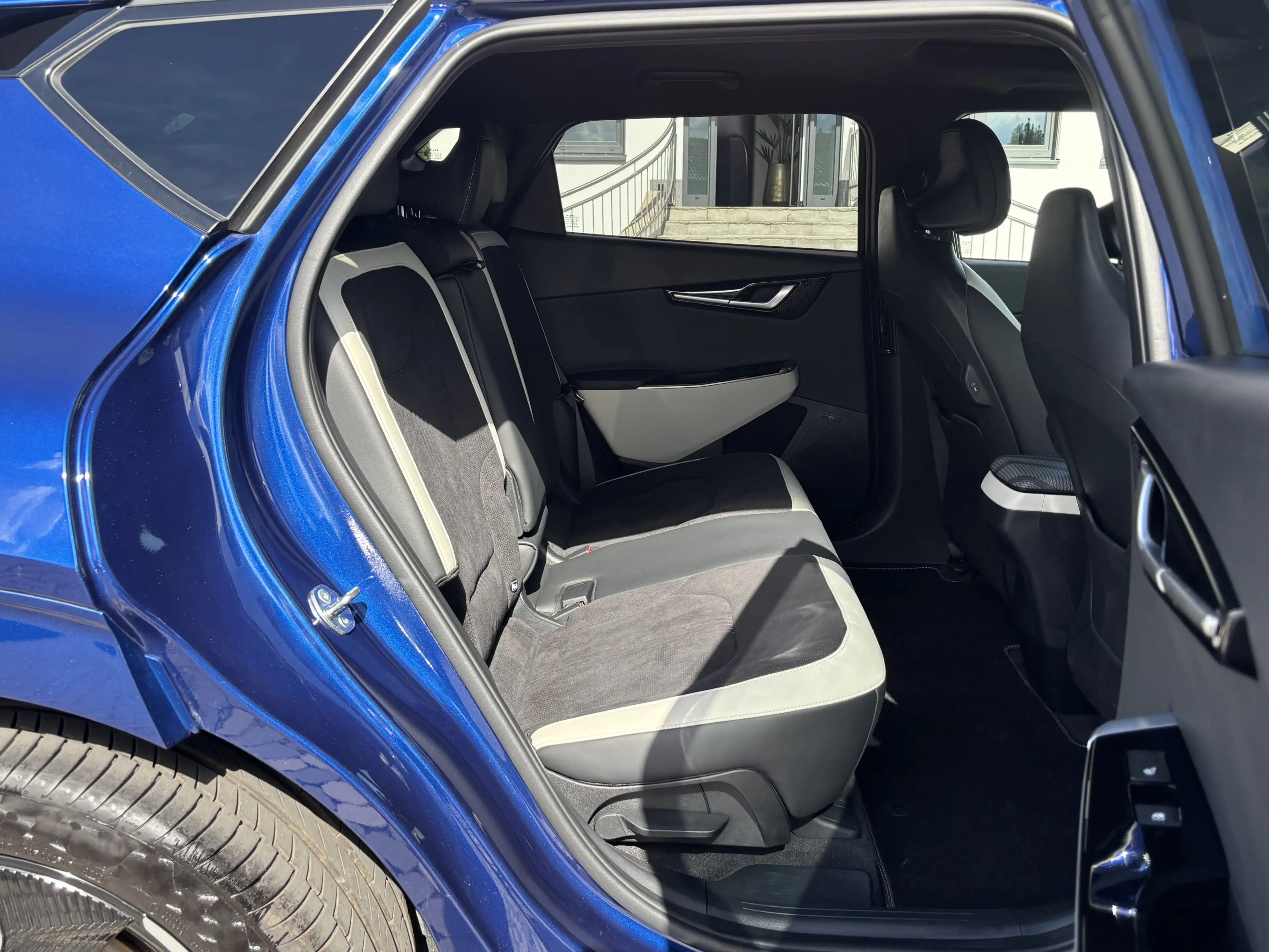 Kia EV6 GT-Line LED PANO HUD MERIDIAN MEMO 360° WÄPU — photo 11