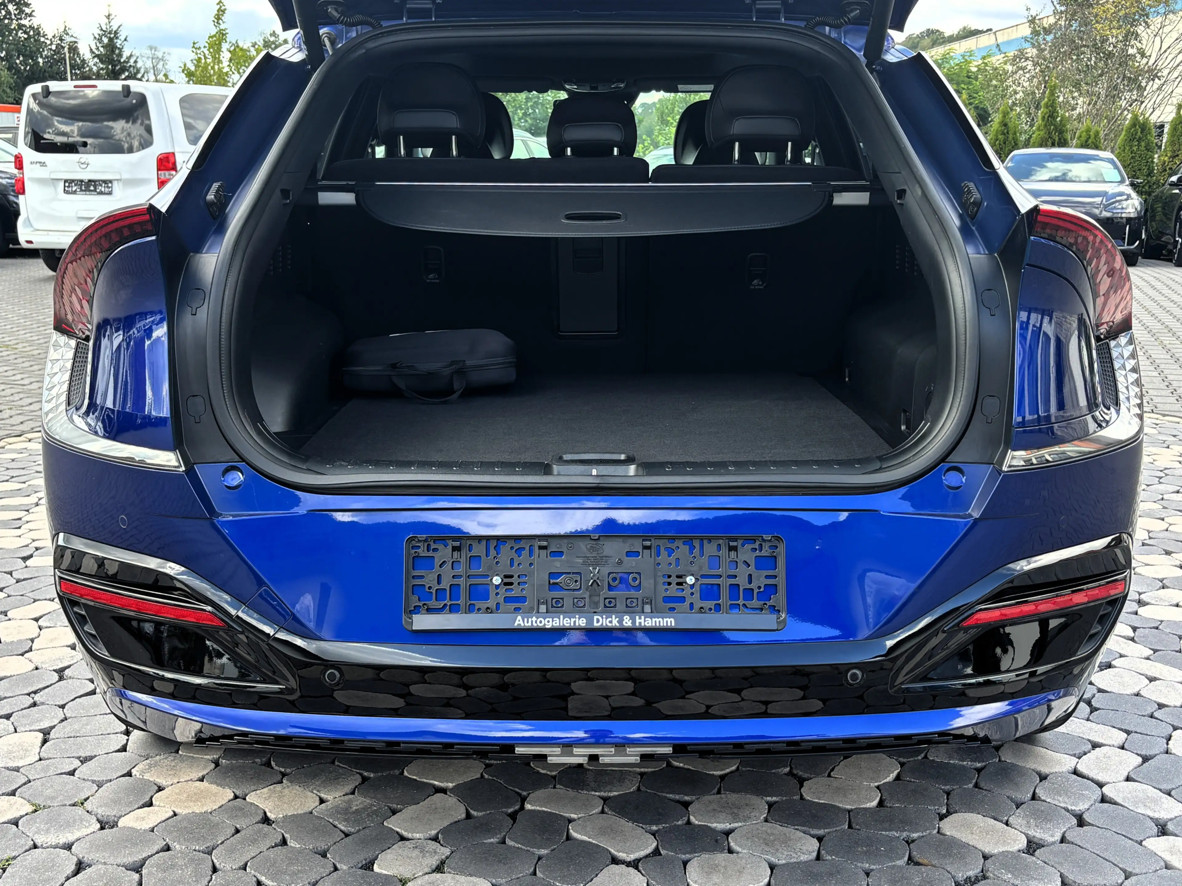 Kia EV6 GT-Line LED PANO HUD MERIDIAN MEMO 360° WÄPU — photo 30