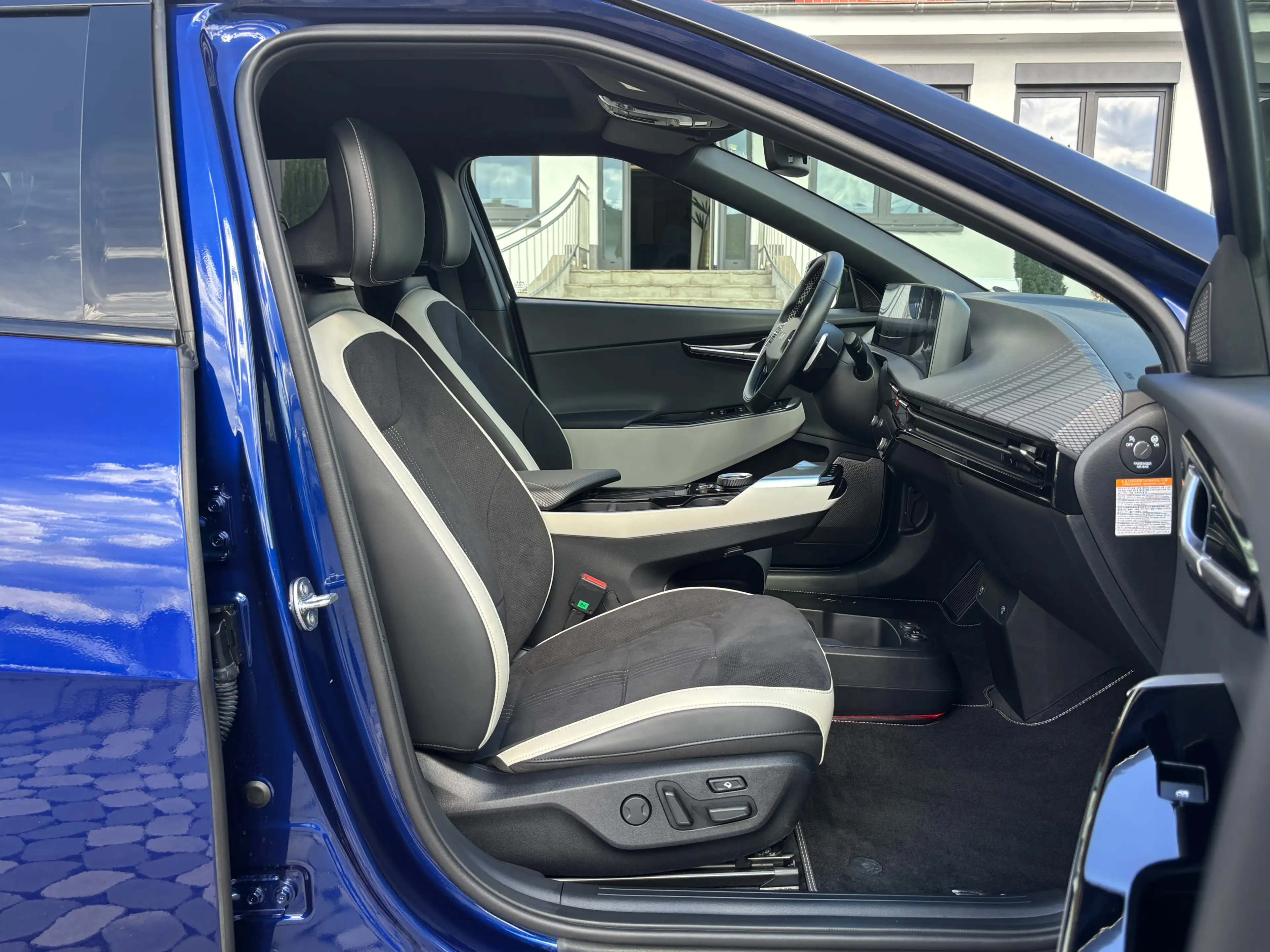 Kia EV6 GT-Line LED PANO HUD MERIDIAN MEMO 360° WÄPU — photo 10