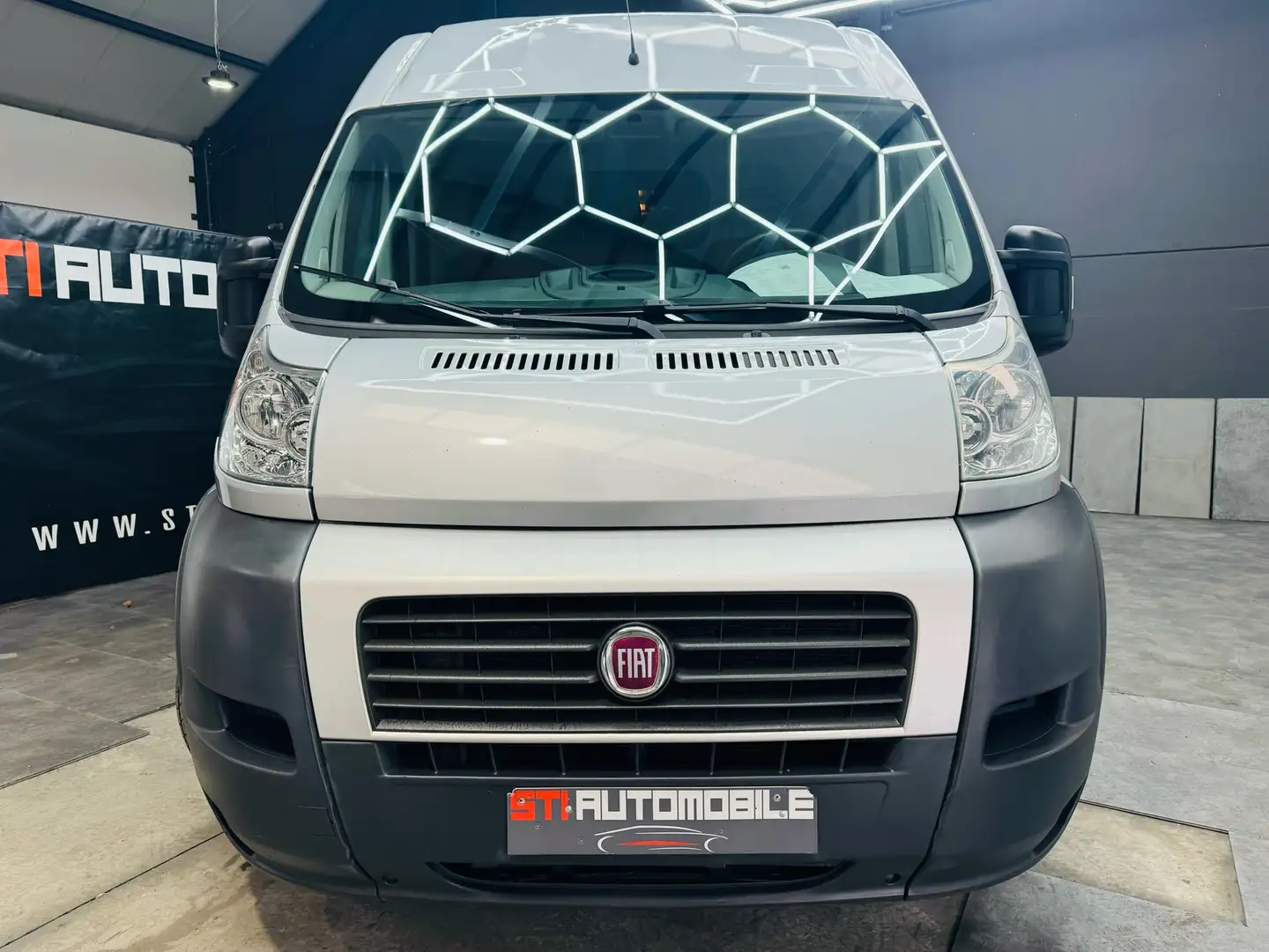 Fiat Ducato MAXI ** GARANTIE 12 MOIS ** Zilver - 2