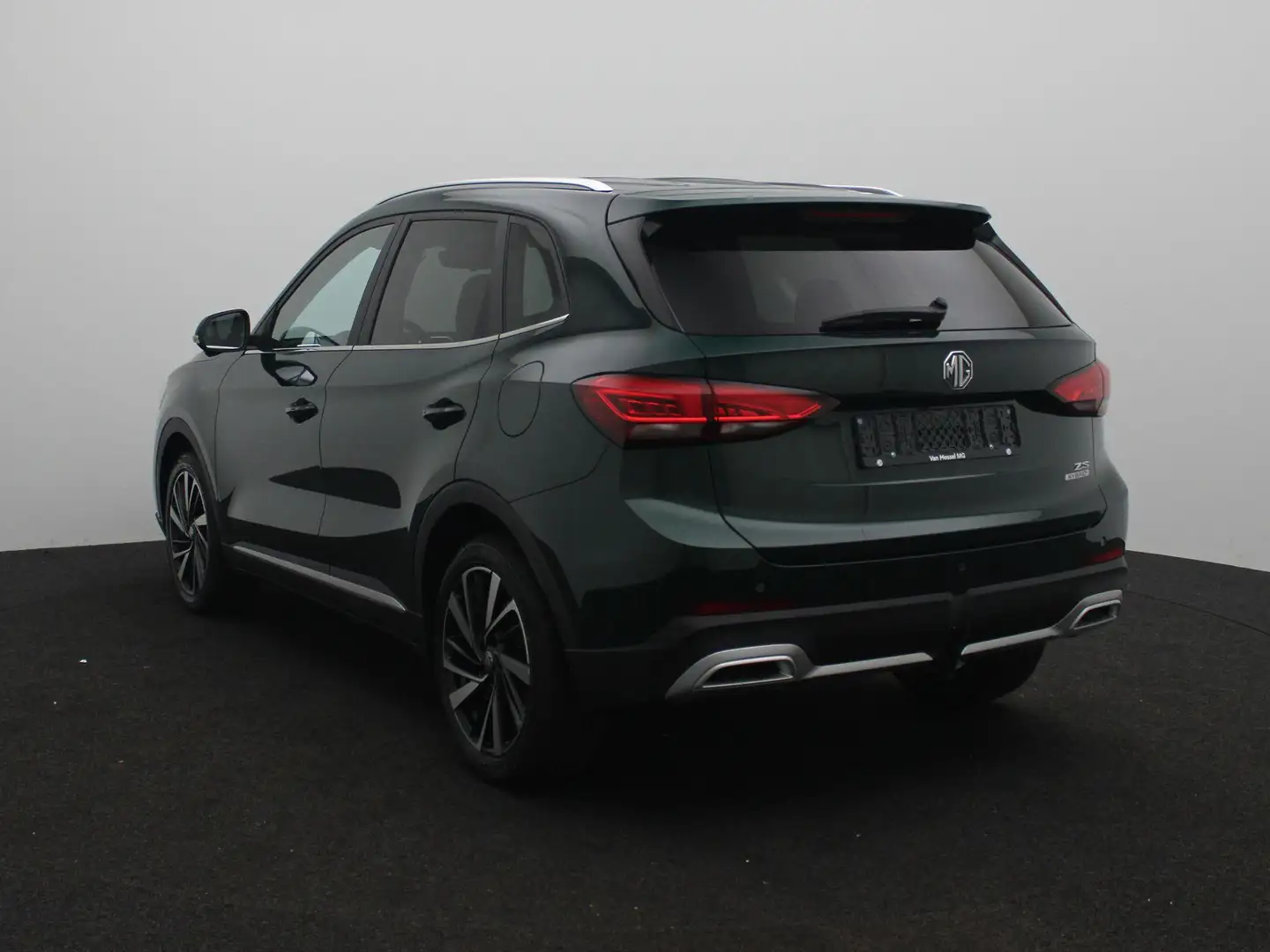 MG ZS 1.5 Hybrid+ Luxury Vert - 2
