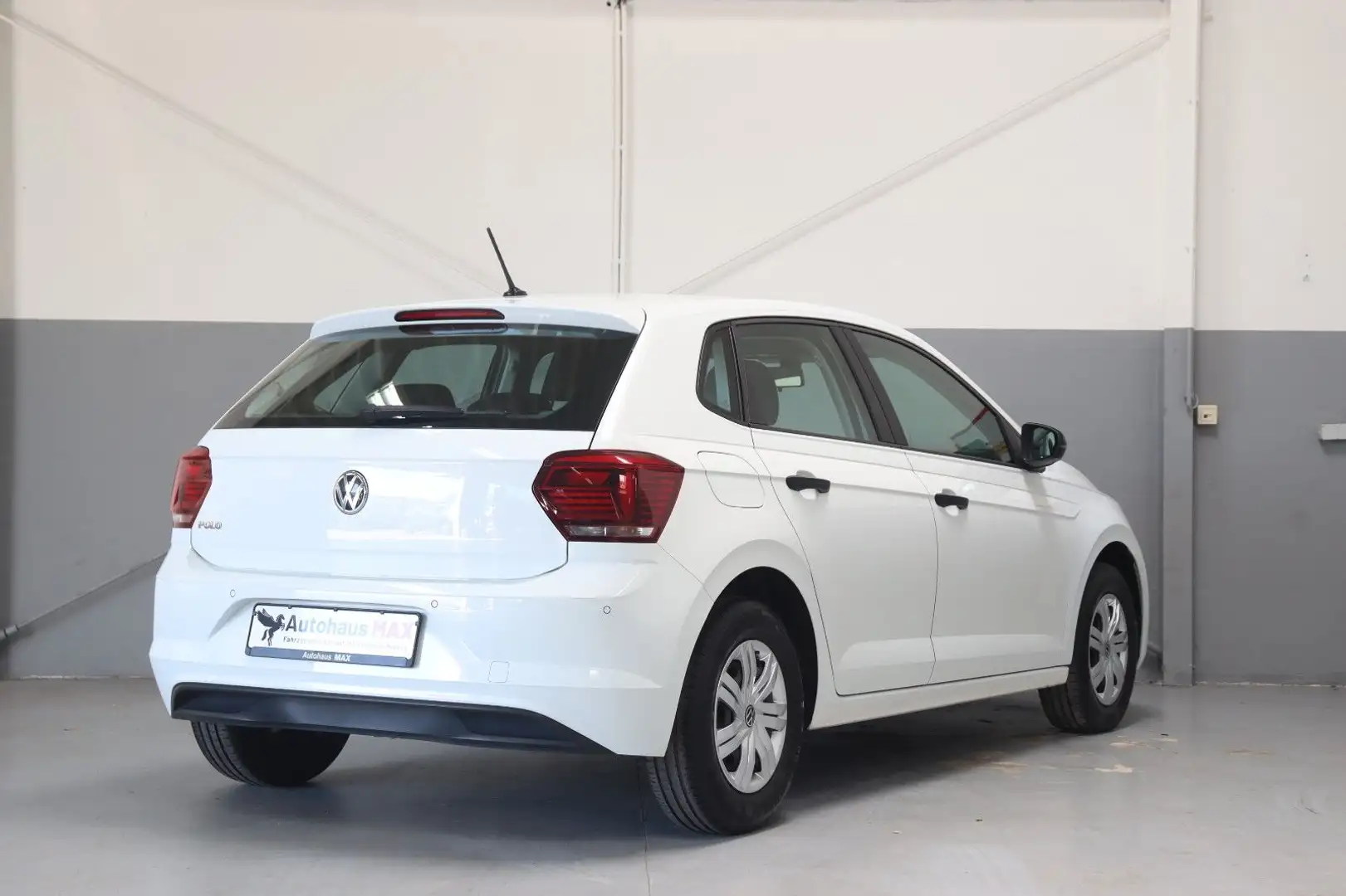 Volkswagen Polo VI Trendline~Tempomat~Klimaaut 2-Zone Weiß - 2