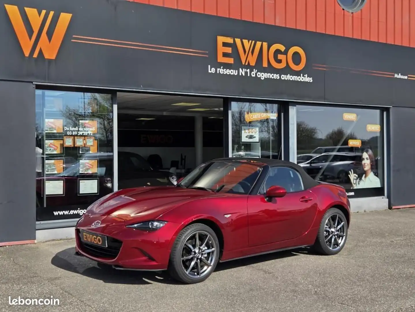 Mazda MX-5 ROADSTER 2.0 SKYACTIV-G 185ch SELECTION Rood - 2