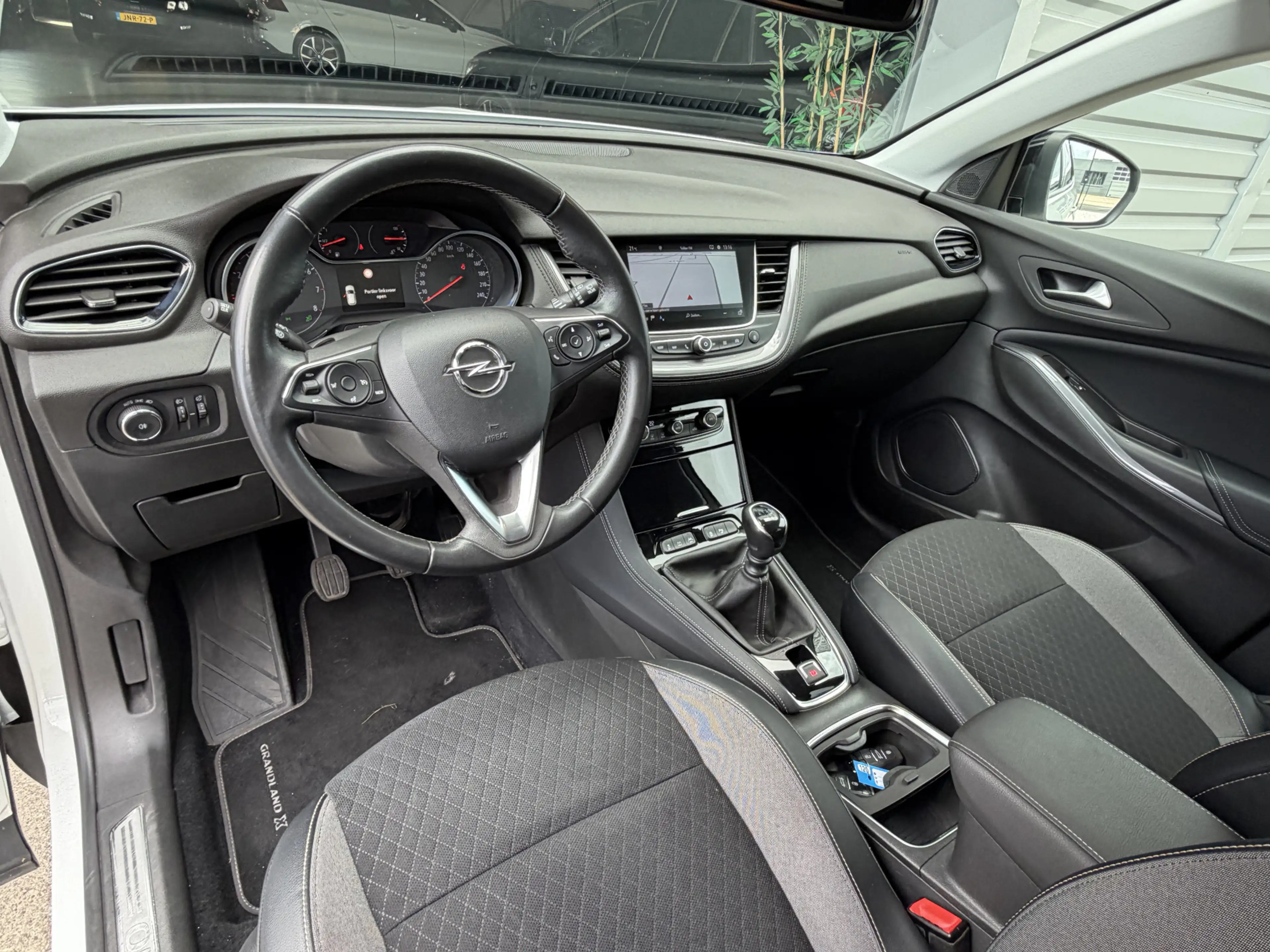 Opel Grandland X 1.2 Turbo Executive Navi|Camera|LED|Keyles Wit! — photo 3
