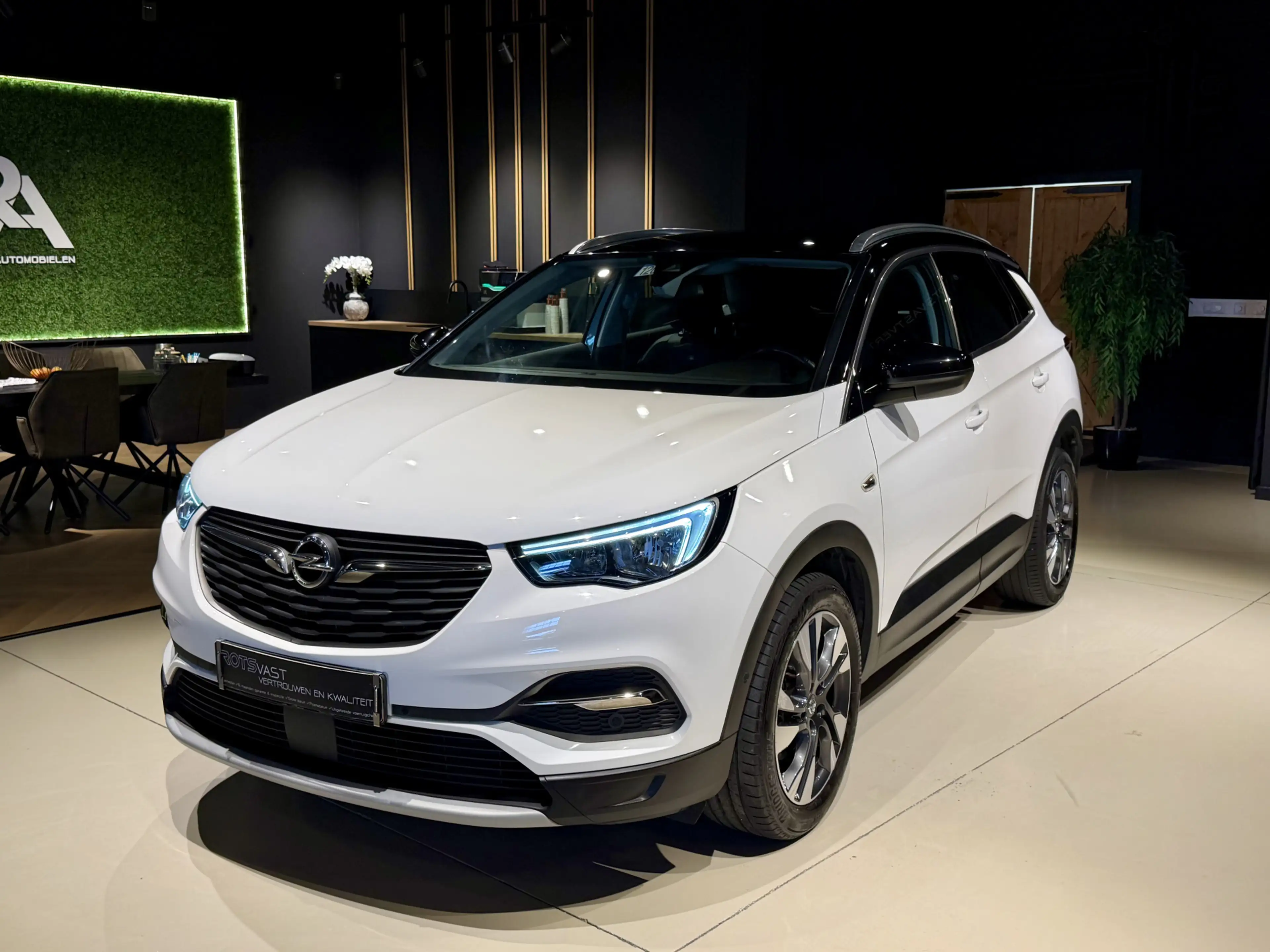 Opel Grandland X 1.2 Turbo Executive Navi|Camera|LED|Keyles Wit! — photo 4