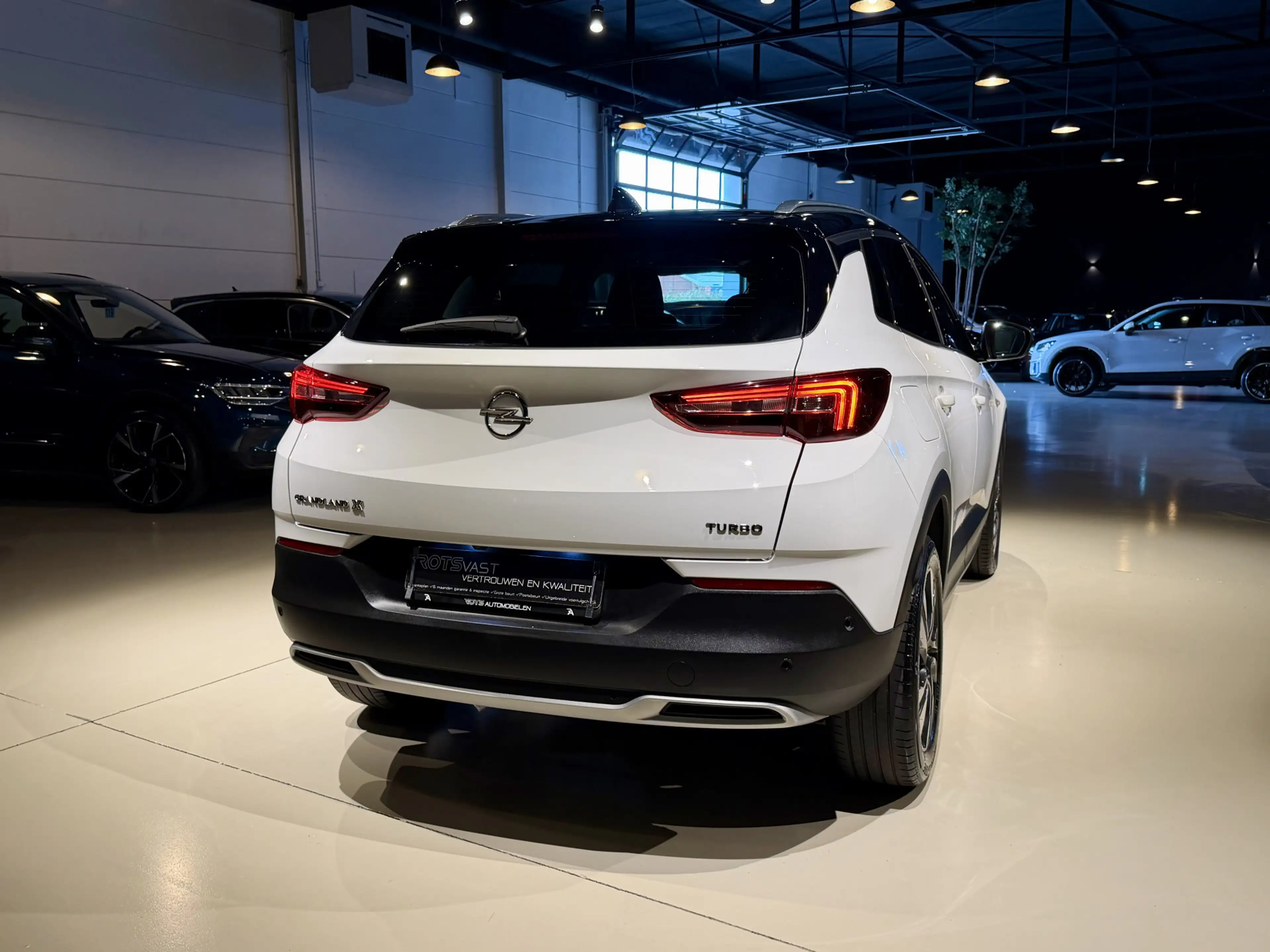 Opel Grandland X 1.2 Turbo Executive Navi|Camera|LED|Keyles Wit! — photo 8