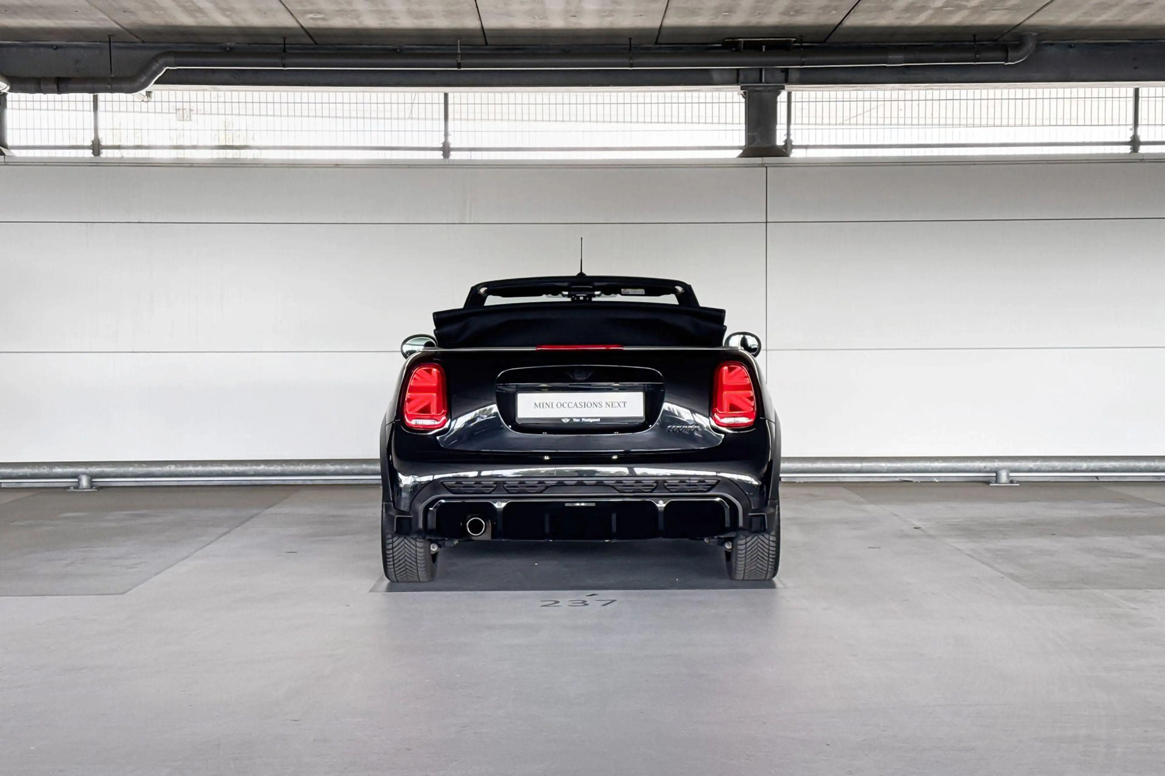 MINI John Cooper Works Cabrio 1.5 Cooper — photo 7