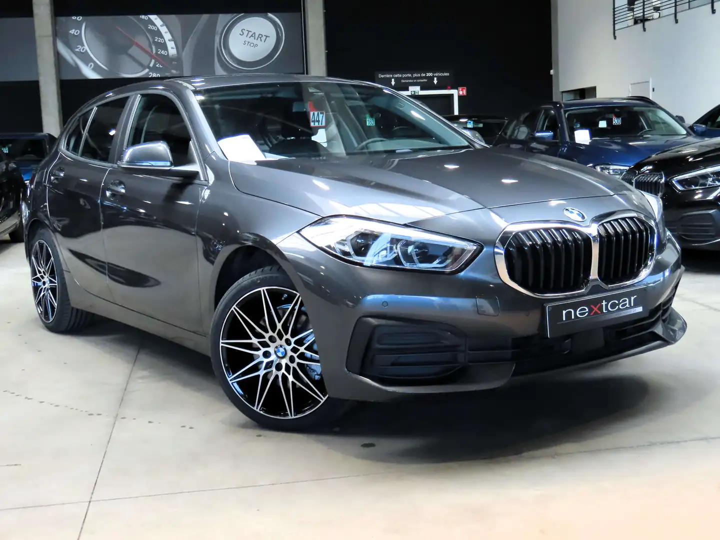 BMW 116 d Hatch New *LED-NAVI PRO-CRUISE-PARKING-EURO6d* Argent - 2