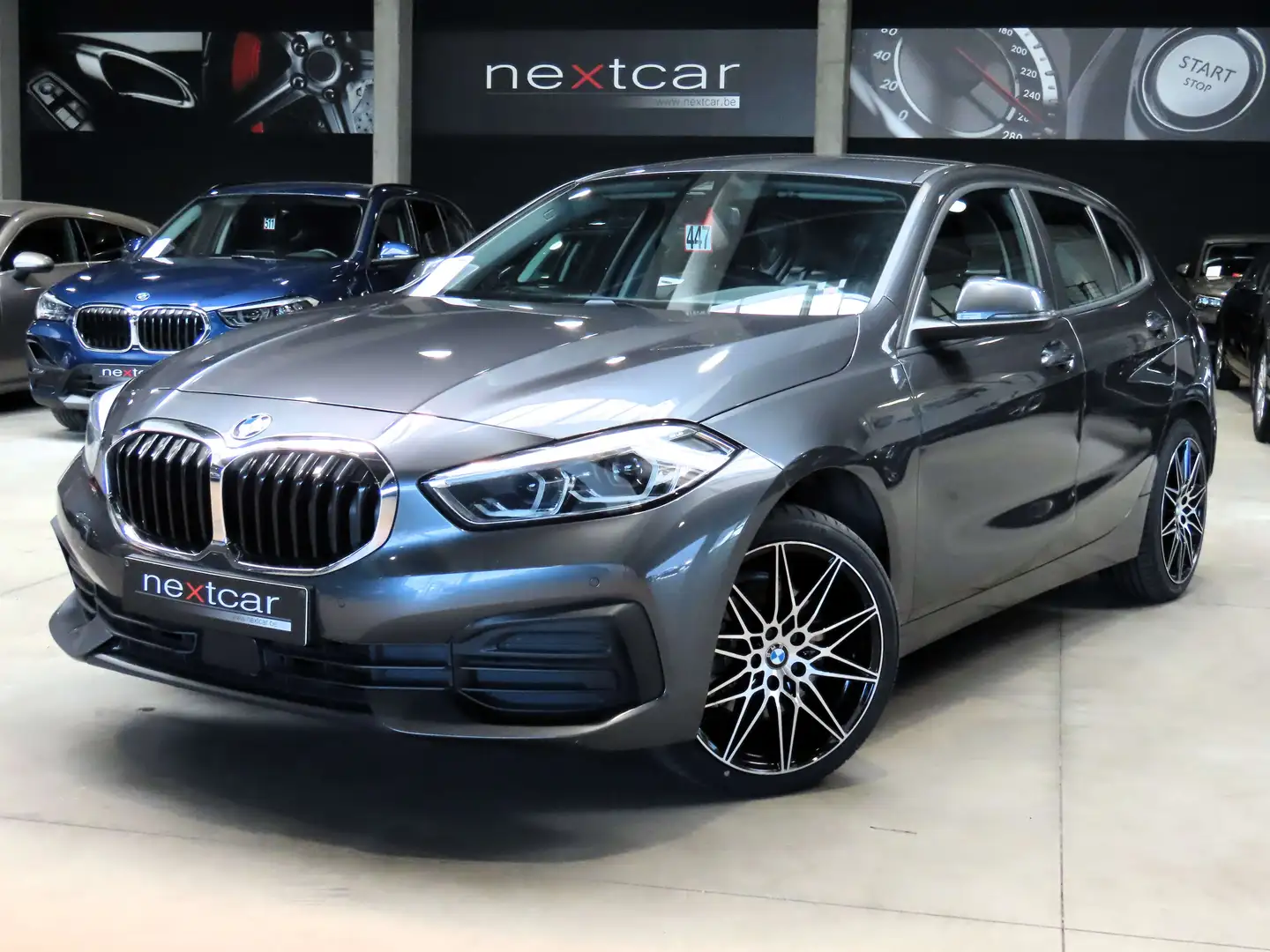 BMW 116 d Hatch New *LED-NAVI PRO-CRUISE-PARKING-EURO6d* Argent - 1