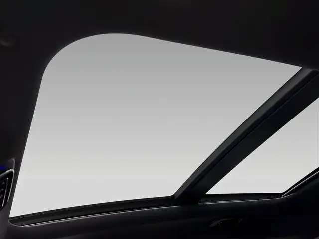 Mercedes-Benz 220 view 12