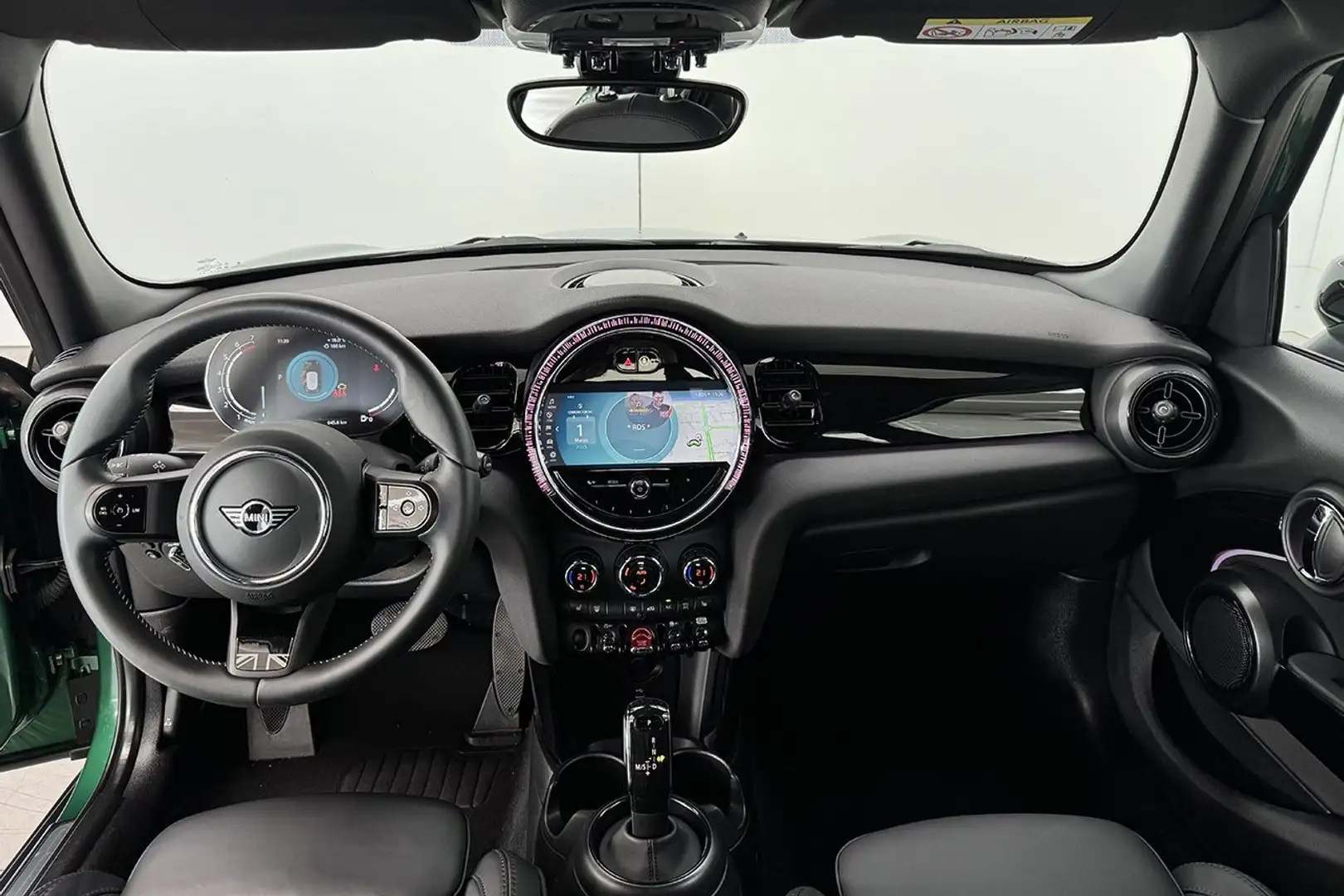 MINI Cooper 1.5i 5p Yours aut. Verde - 2