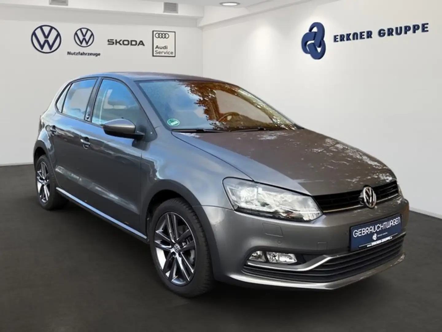 Volkswagen Polo VI 1.2TSI Sound LED+SOUND"BEATS"+BLUETOOTH+++ Grigio - 2