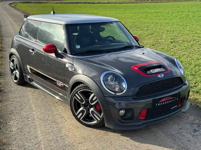 MINI John Cooper Works 1.6 TURBO