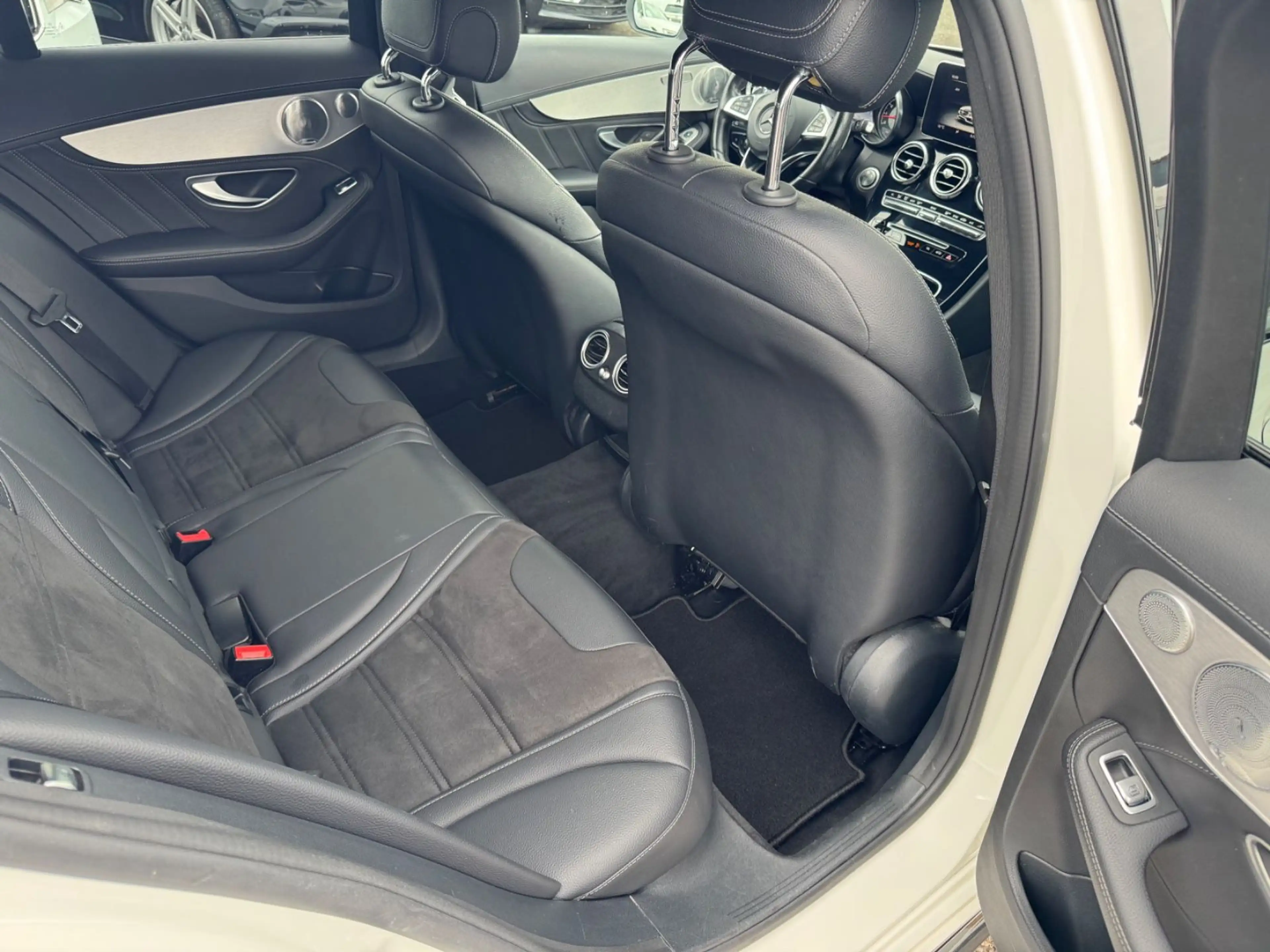 Mercedes-Benz C 63 AMG Night Paket Burmester LED 2.Hand 360Kam — photo 10