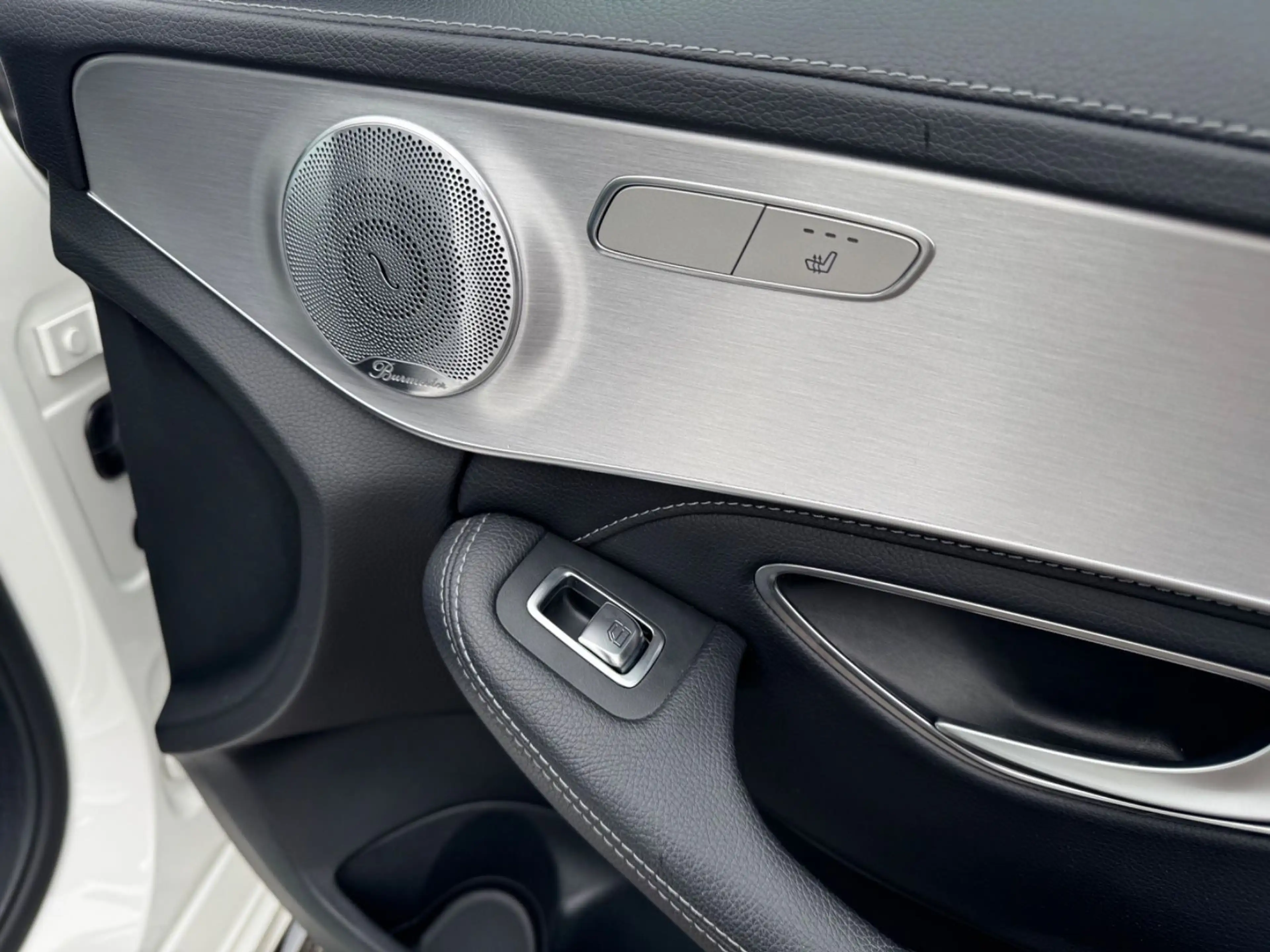 Mercedes-Benz C 63 AMG Night Paket Burmester LED 2.Hand 360Kam — photo 7