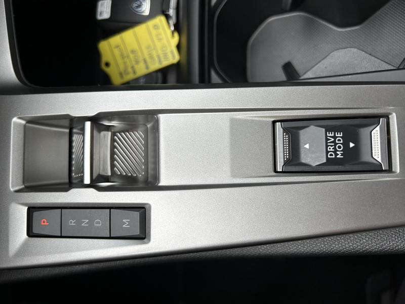 Peugeot 408 1.2 Hybrid 145 e-DCS6 Allure — photo 19