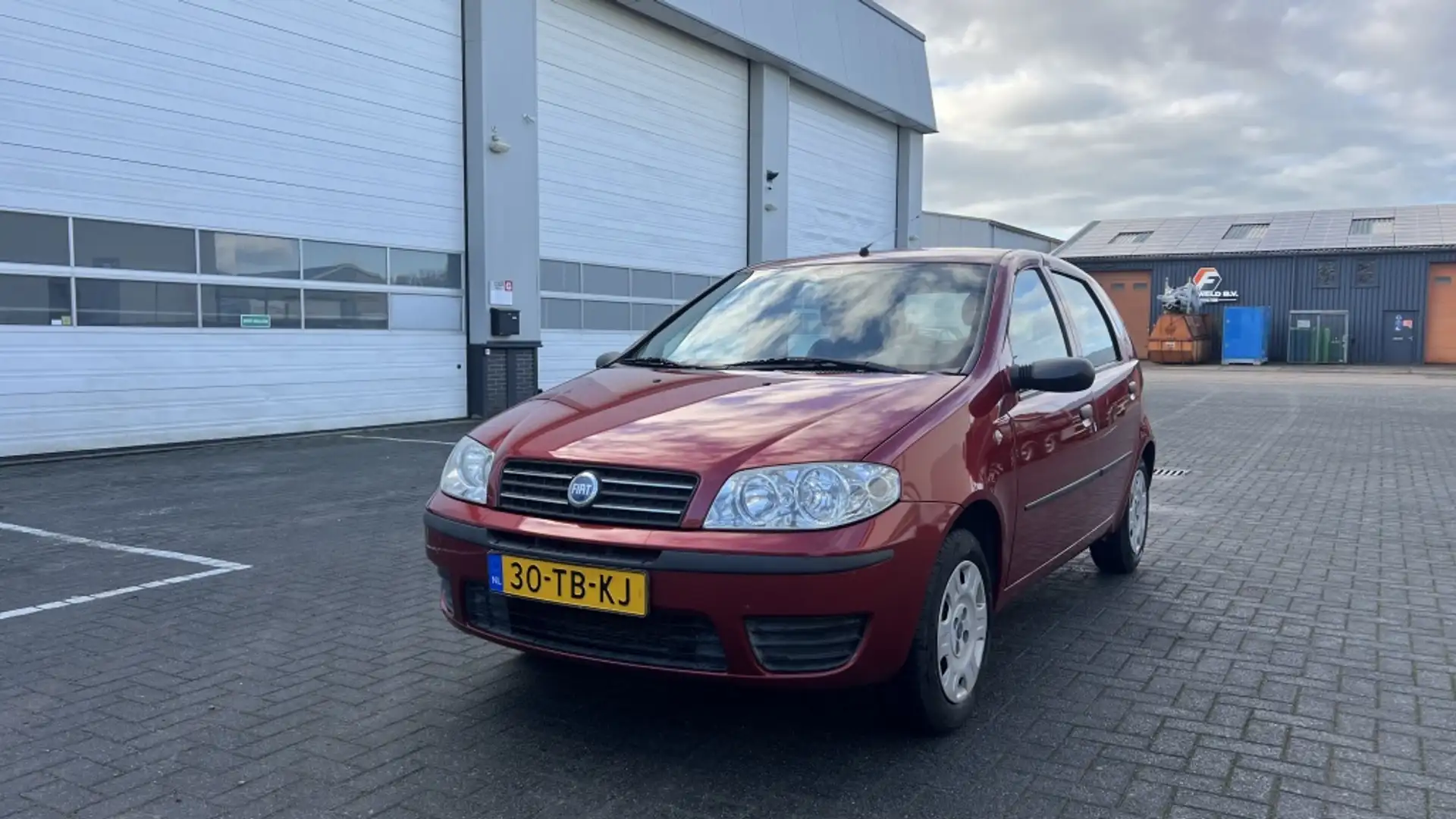 Fiat Punto 1.2 Classic Lusso Rood - 1