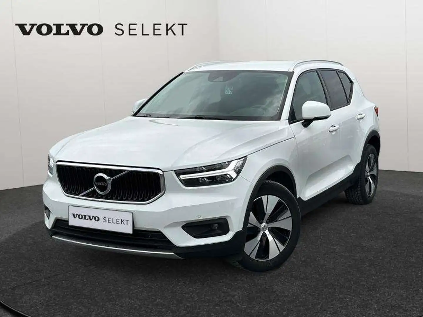 Volvo XC40 T3 Momentum Pro / Essence Blanc - 1