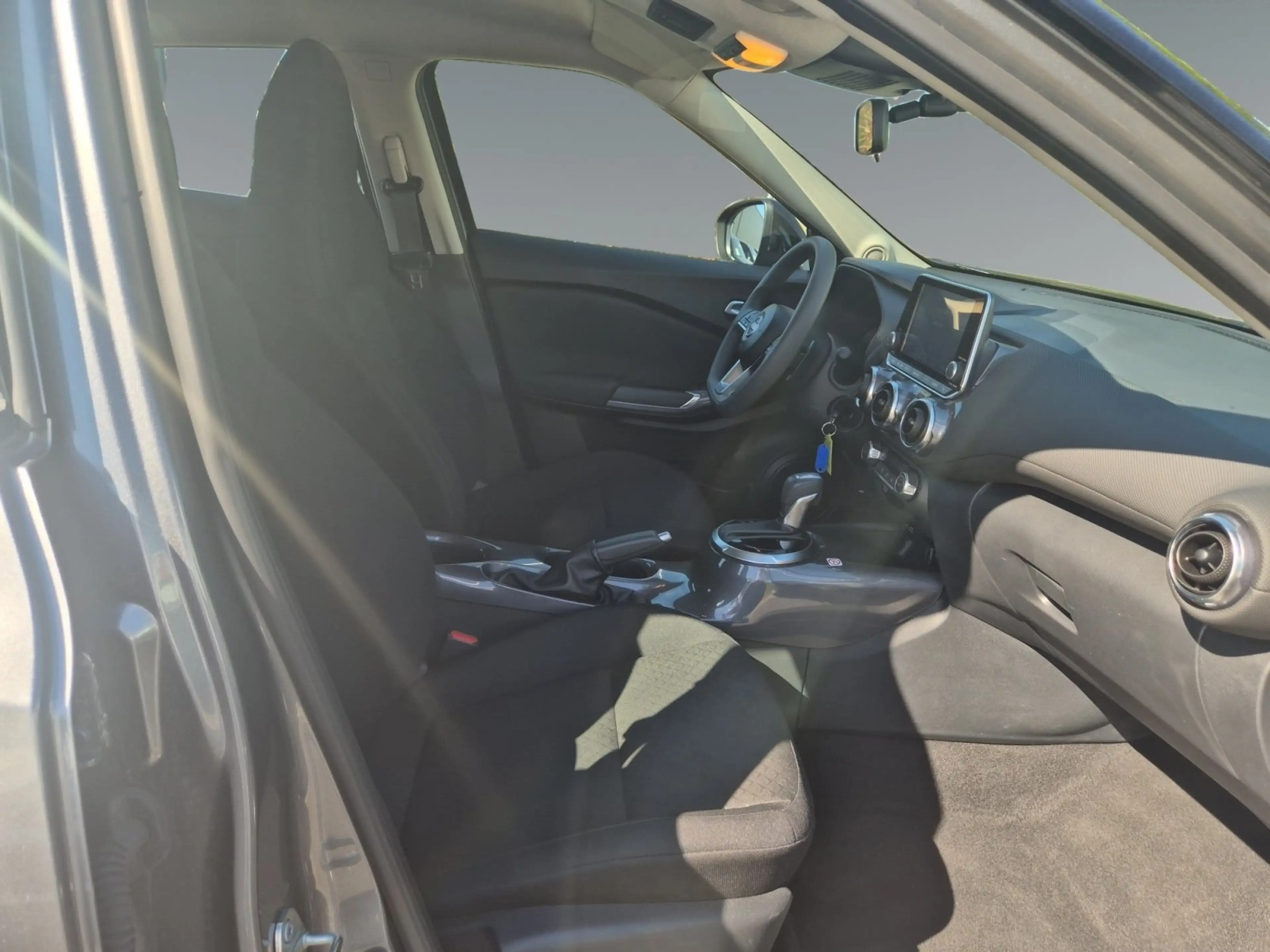 Nissan Juke 1,0 Acenta Autom *KLIMAAUTOMATIK*RFK*SHZ*LED — photo 16