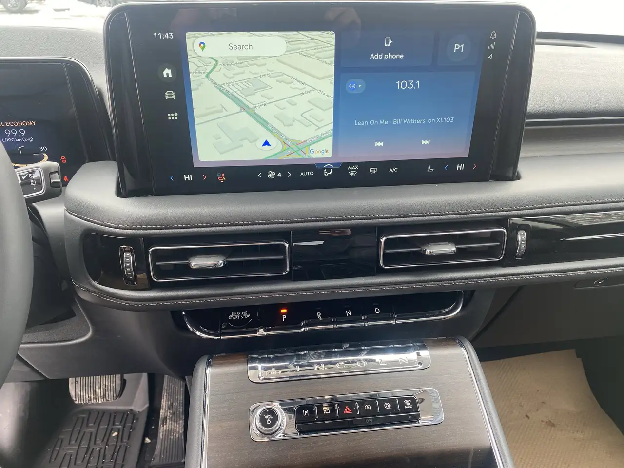 Lincoln Aviator снимка Lincoln Aviator