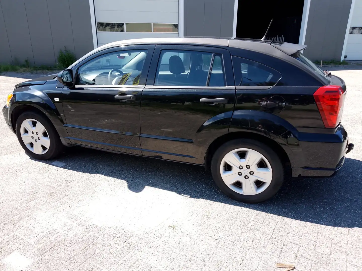 Dodge Caliber 1.8 Se Zwart - 2
