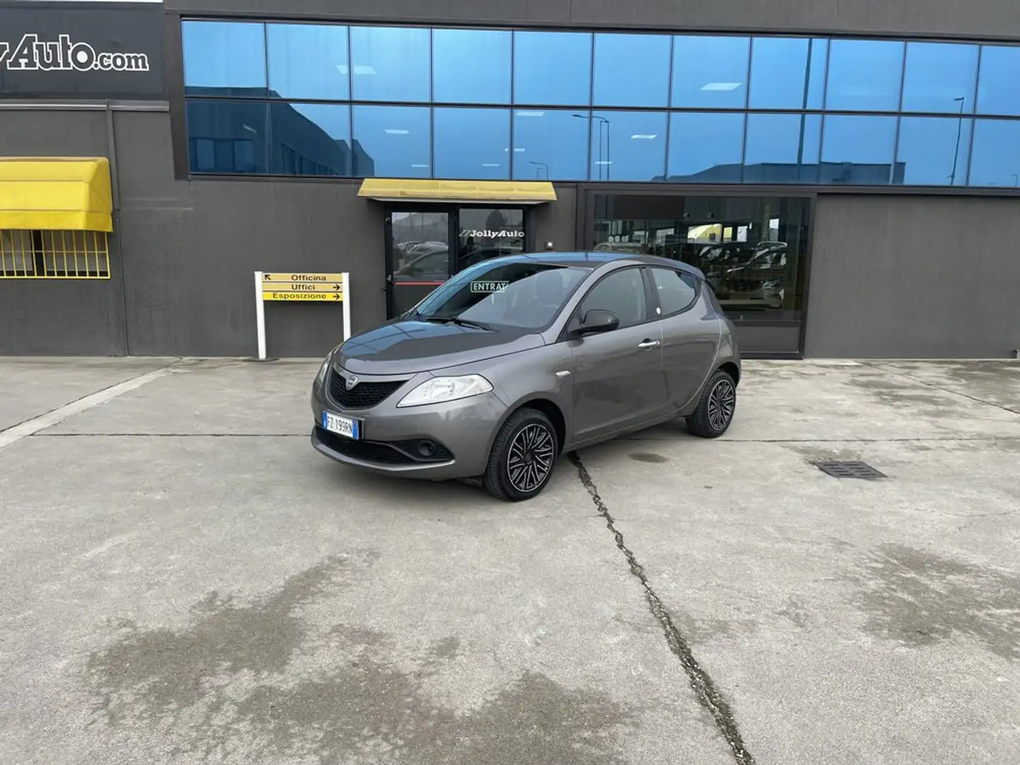 Lancia Ypsilon 1.2 Gold ecochic Gpl 69cv OK NEOPATENTATI Grigio - 1