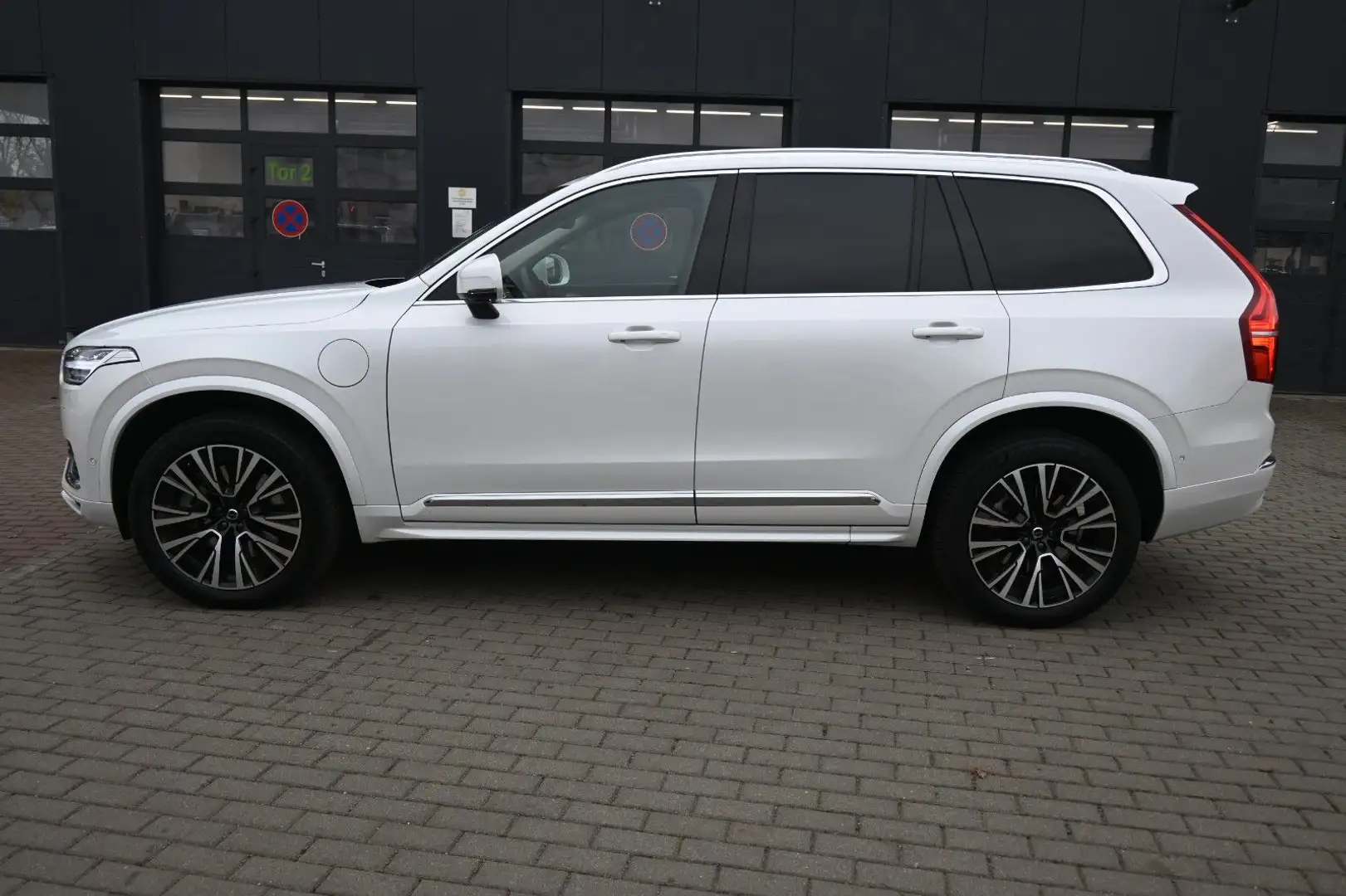 Volvo XC90 T8RCBright*PANO*LUFT*360°*AHK* KEIN MIETWAG Weiß - 2