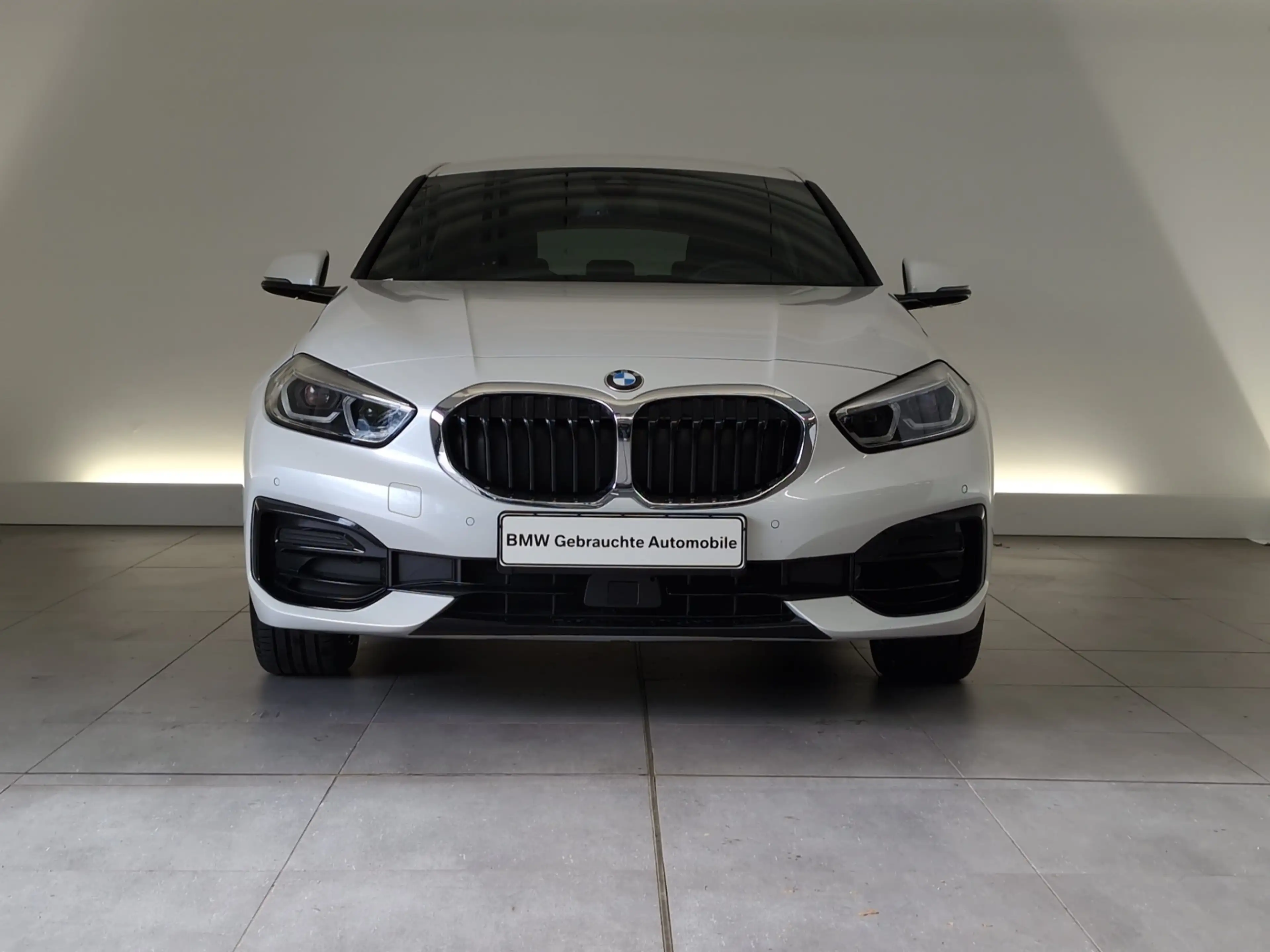 BMW 120 i Sport Line Navi/LED/RFK/ACC/HiFi/SLI — photo 3