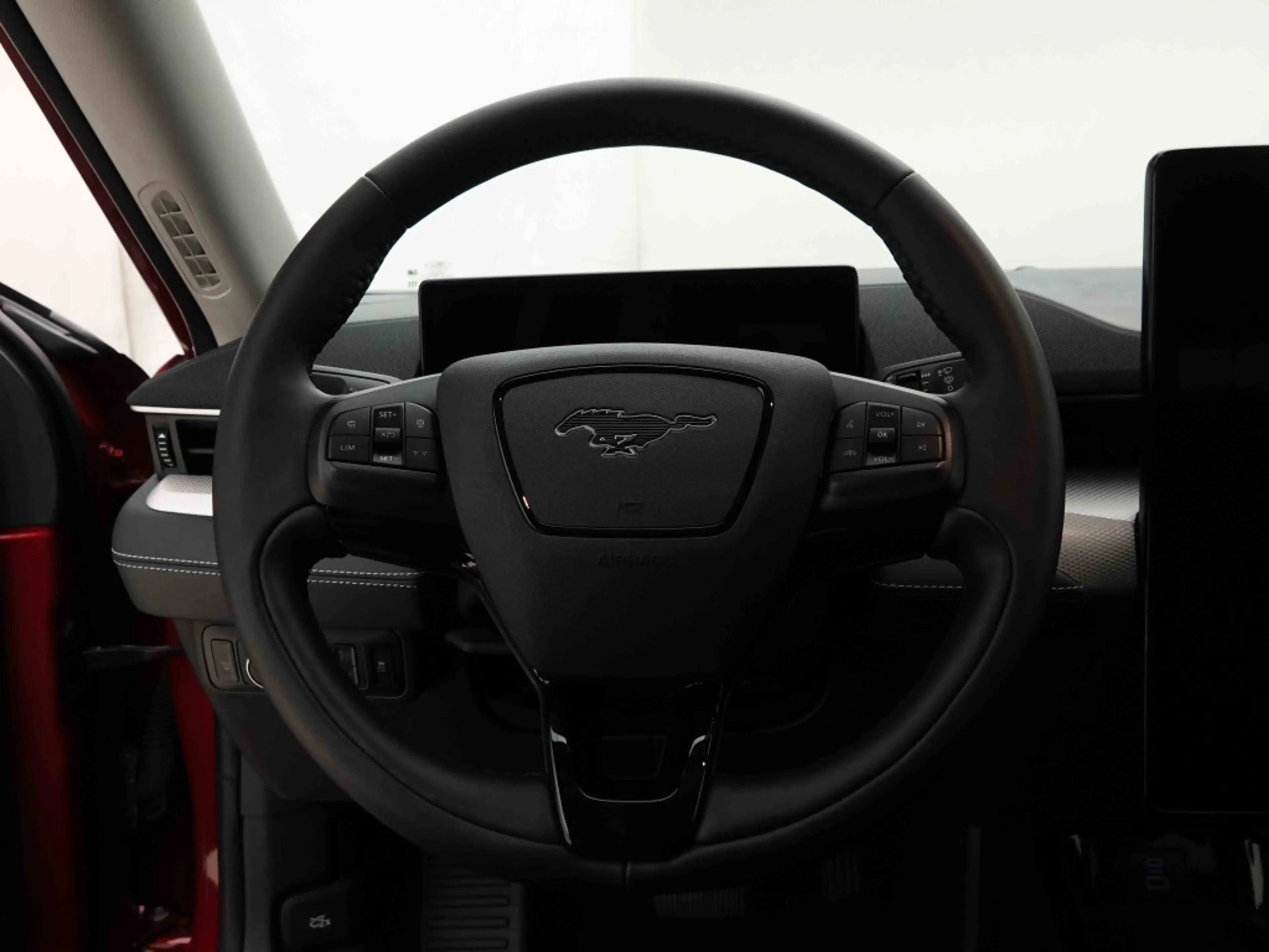 Ford Mustang Mach-E 72 kWh 294pk | 470 Km Range | GPS | Leather | Camera | LED | Keyless — photo 9