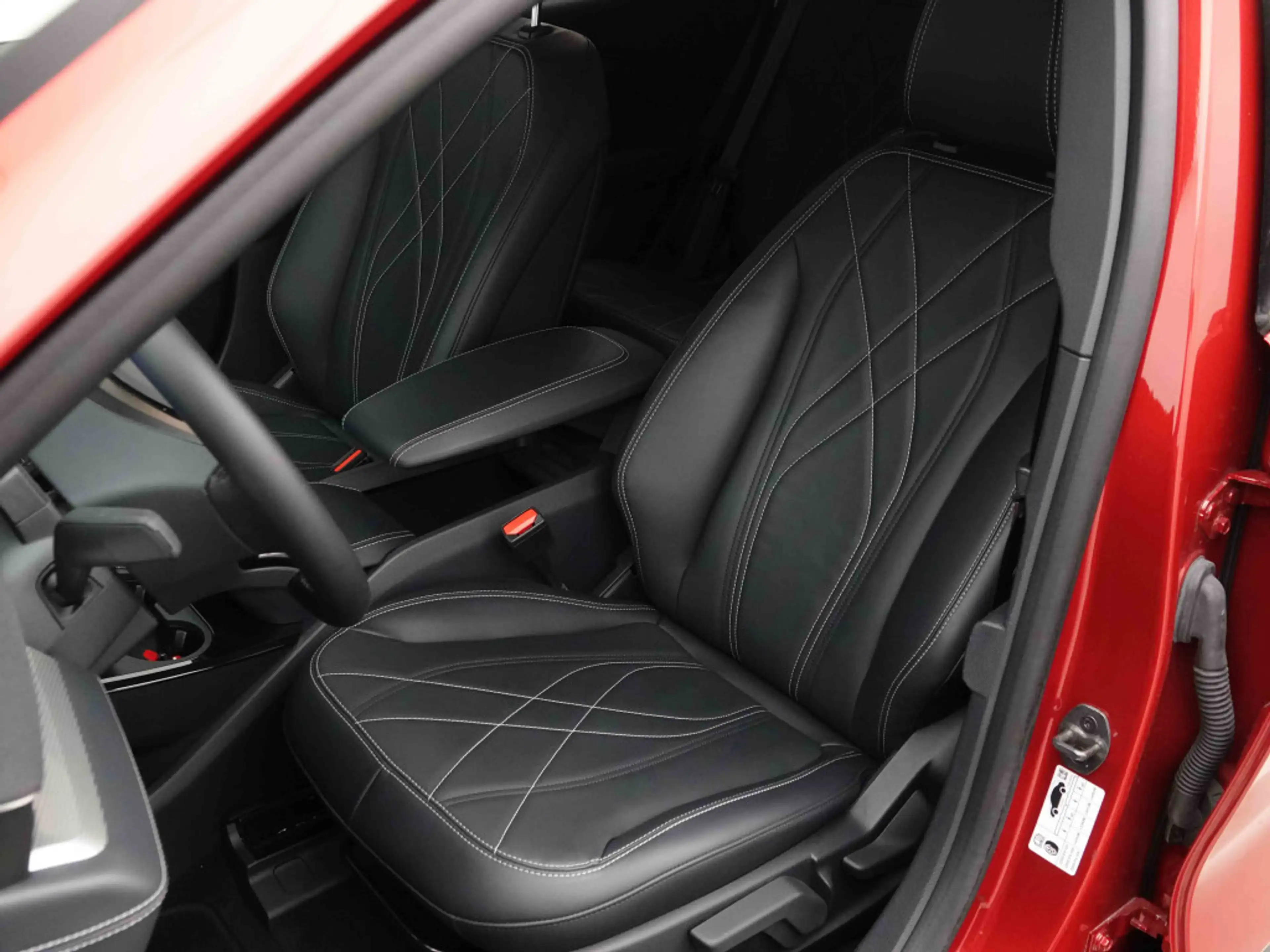 Ford Mustang Mach-E 72 kWh 294pk | 470 Km Range | GPS | Leather | Camera | LED | Keyless — photo 7