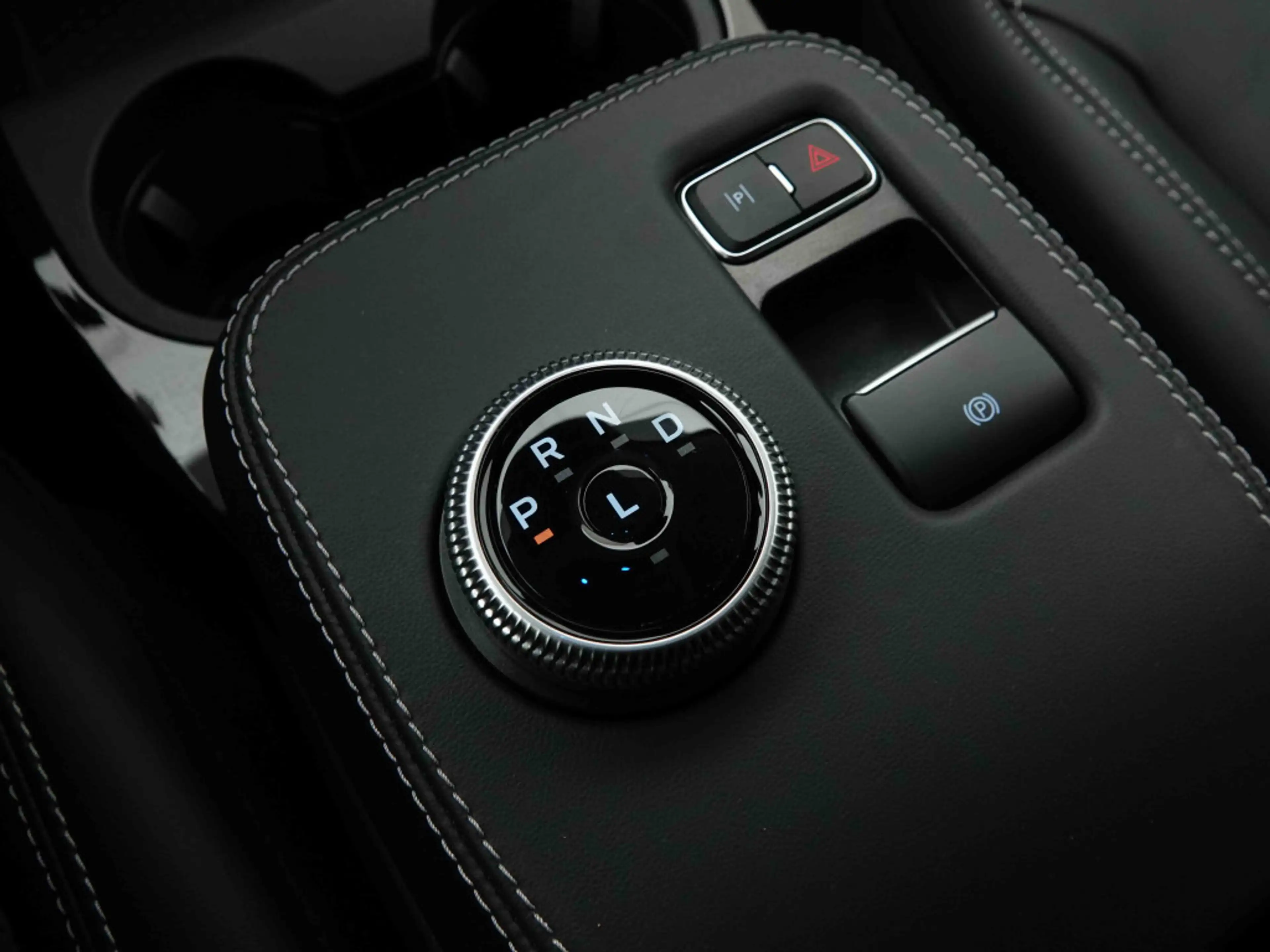 Ford Mustang Mach-E 72 kWh 294pk | 470 Km Range | GPS | Leather | Camera | LED | Keyless — photo 14