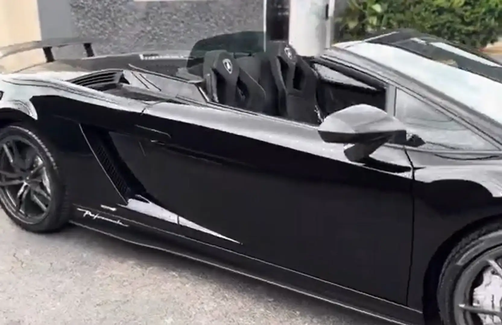 Lamborghini Gallardo Spider 5.2 LP570-4 Performante Černá - 1