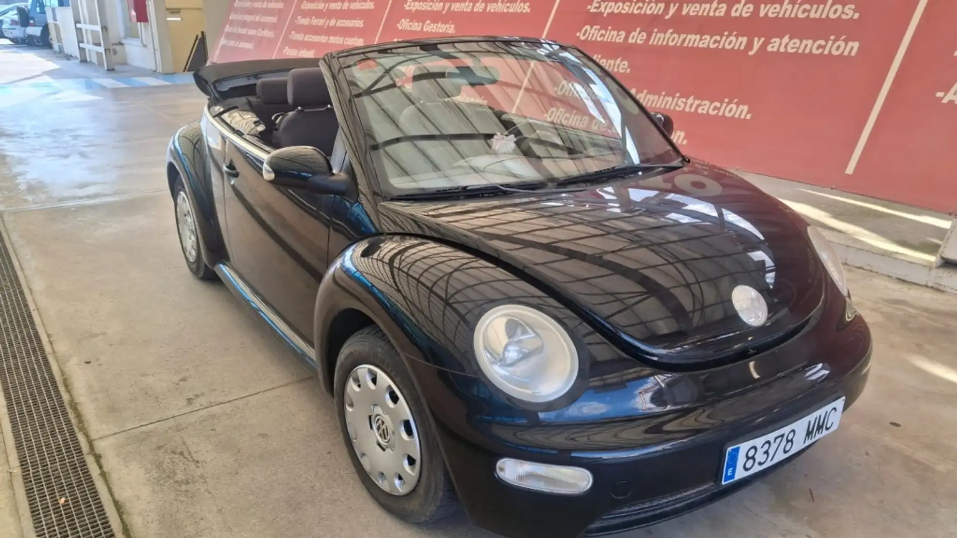 Volkswagen Beetle 1.6 Negro - 2