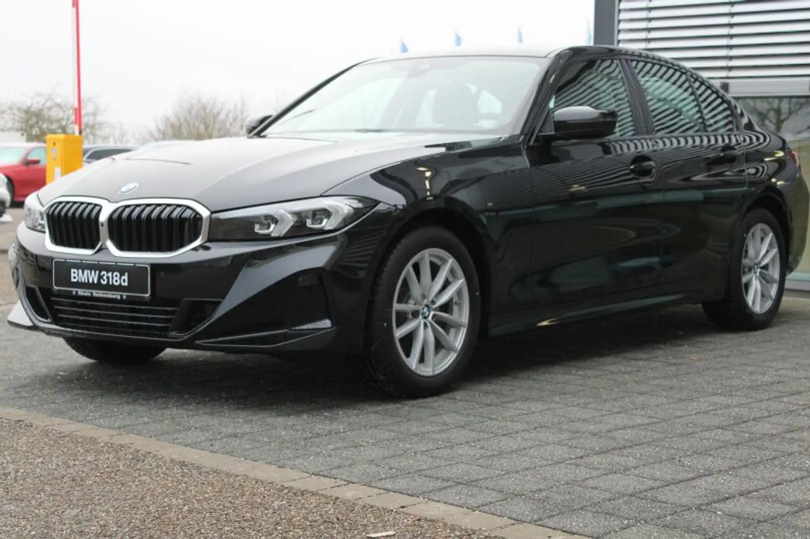 BMW 318 d Limousine *Schock dich selbst.* Noir - 2