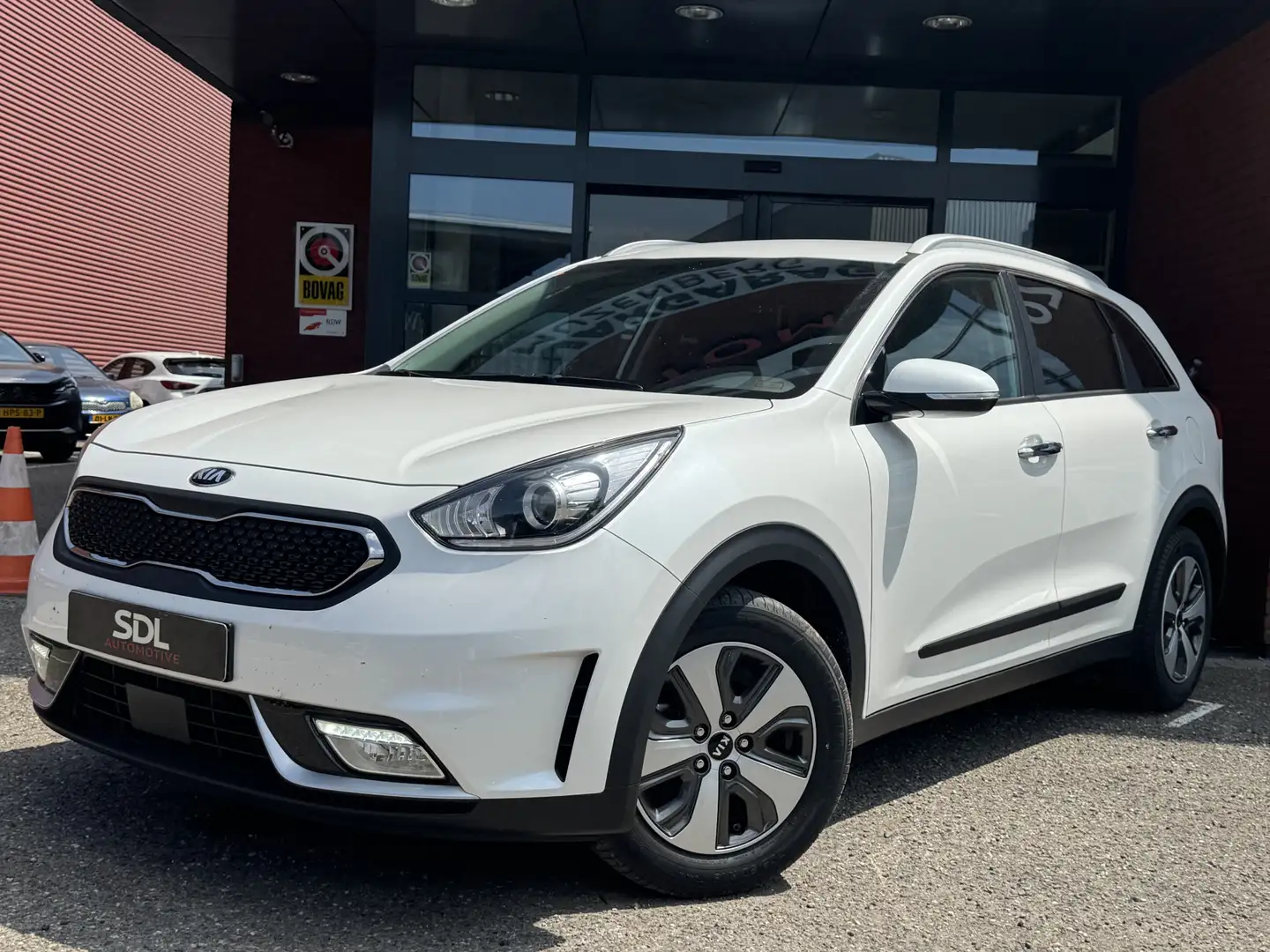 Kia Niro 1.6 GDi Hybrid DynamicLine // NAVI // CAMERA // AP Blanc - 2
