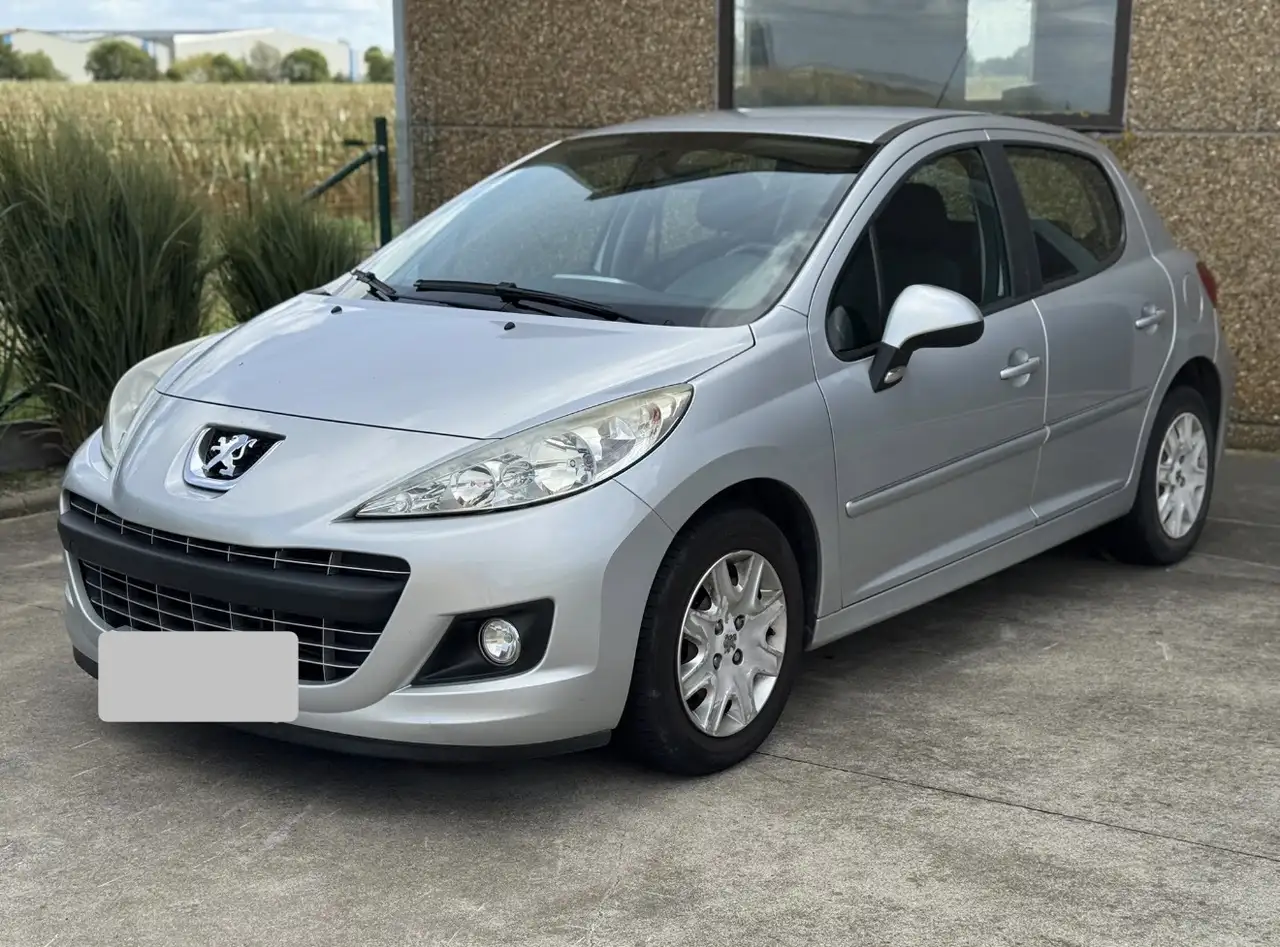 Peugeot 207