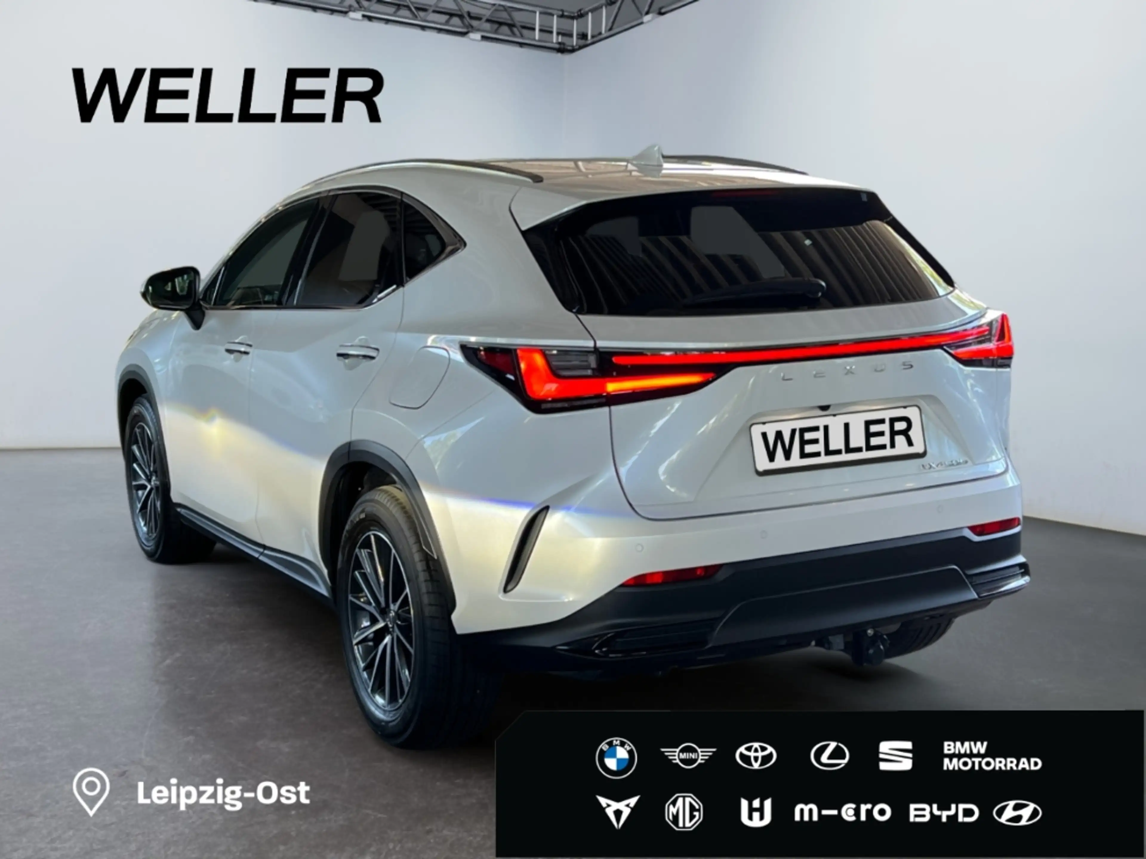 Lexus NX 450h+ E-FOUR Business Line *LED*360°*ACC*Navi* — photo 6