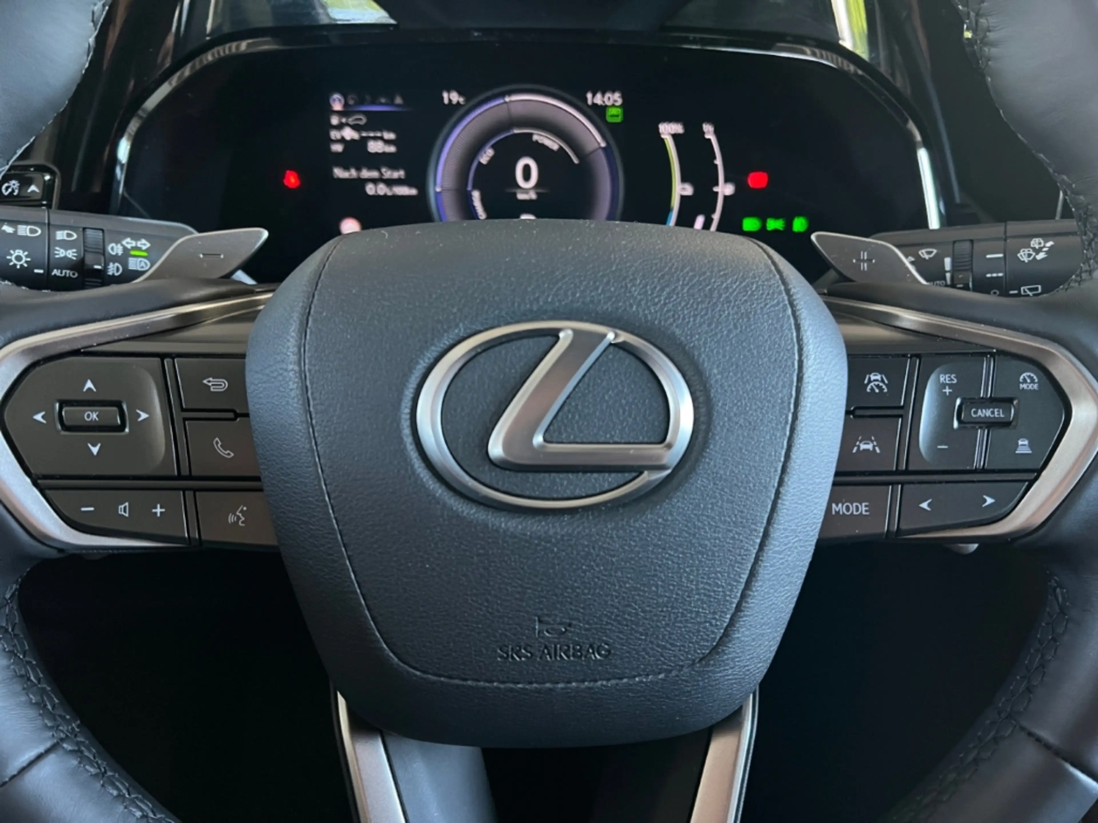 Lexus NX 450h+ E-FOUR Business Line *LED*360°*ACC*Navi* — photo 11