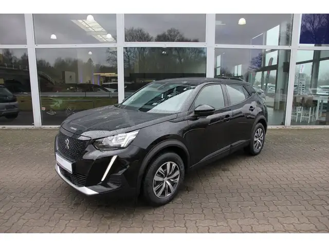 Peugeot 2008 (e-) Active 136 Carplay SHZ EPC Klima DAB