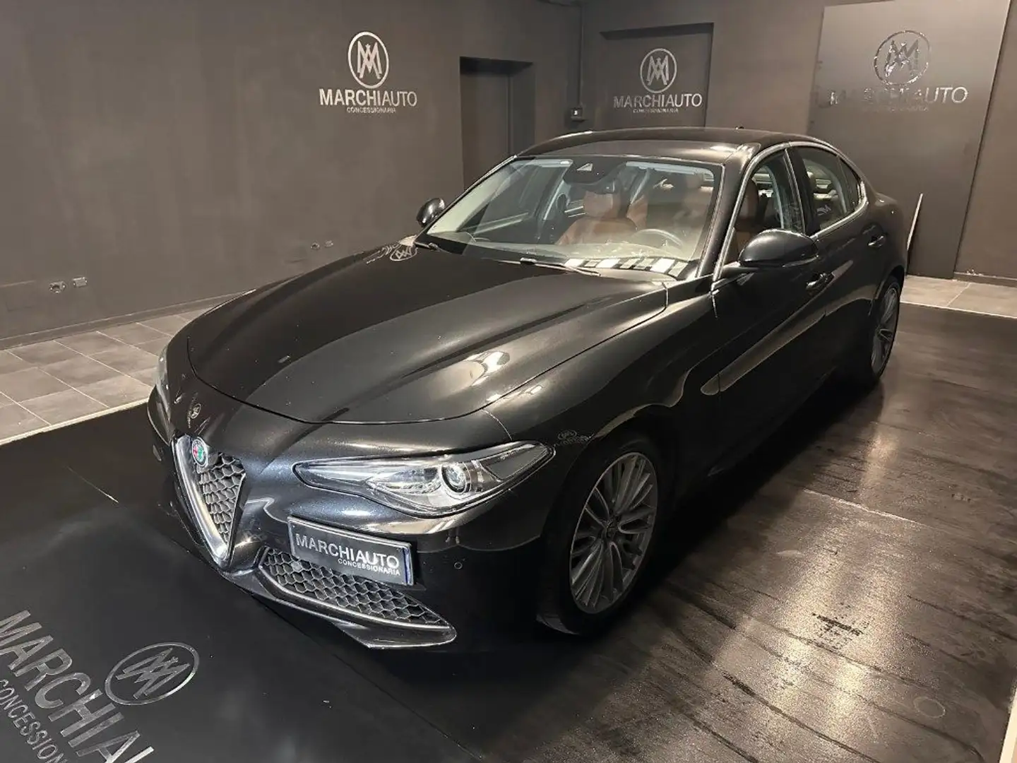 Alfa Romeo Giulia 2.2 Turbodiesel 190 CV AT8 Ti Noir - 1